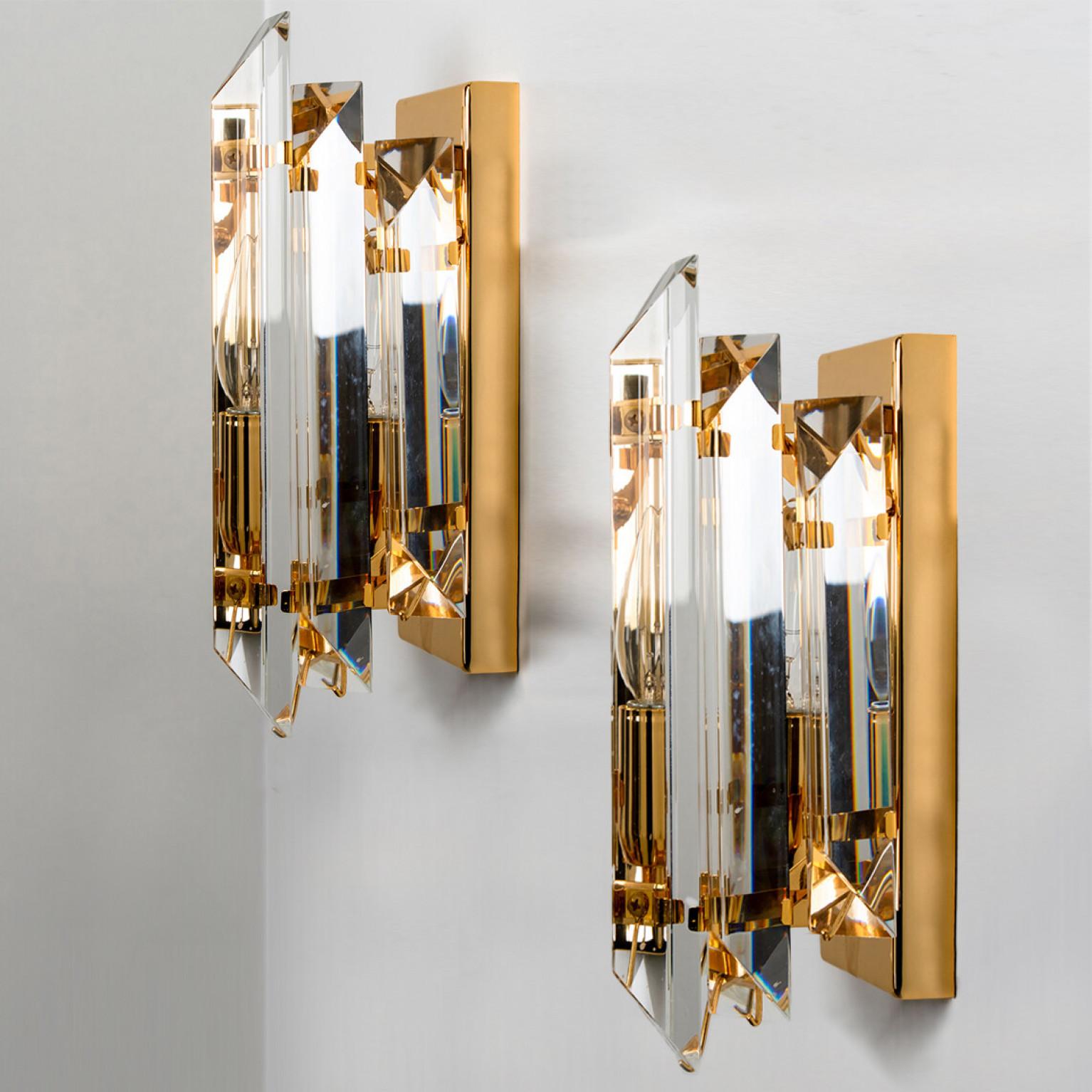 Pair of Venini Style Clear Gold Glass Brass Sconces, 1970 For Sale 4
