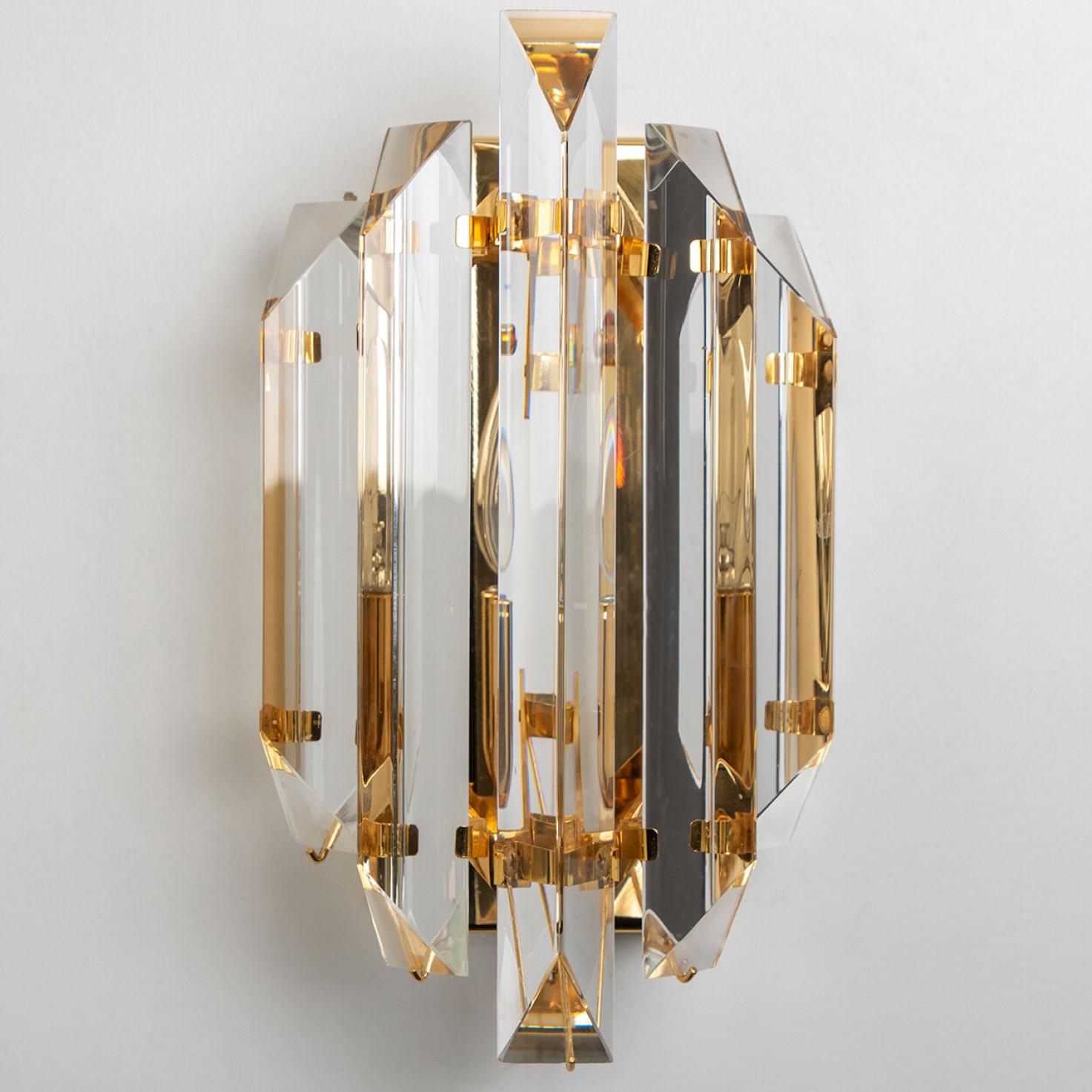 Pair of Venini Style Clear Gold Glass Brass Sconces, 1970 For Sale 2