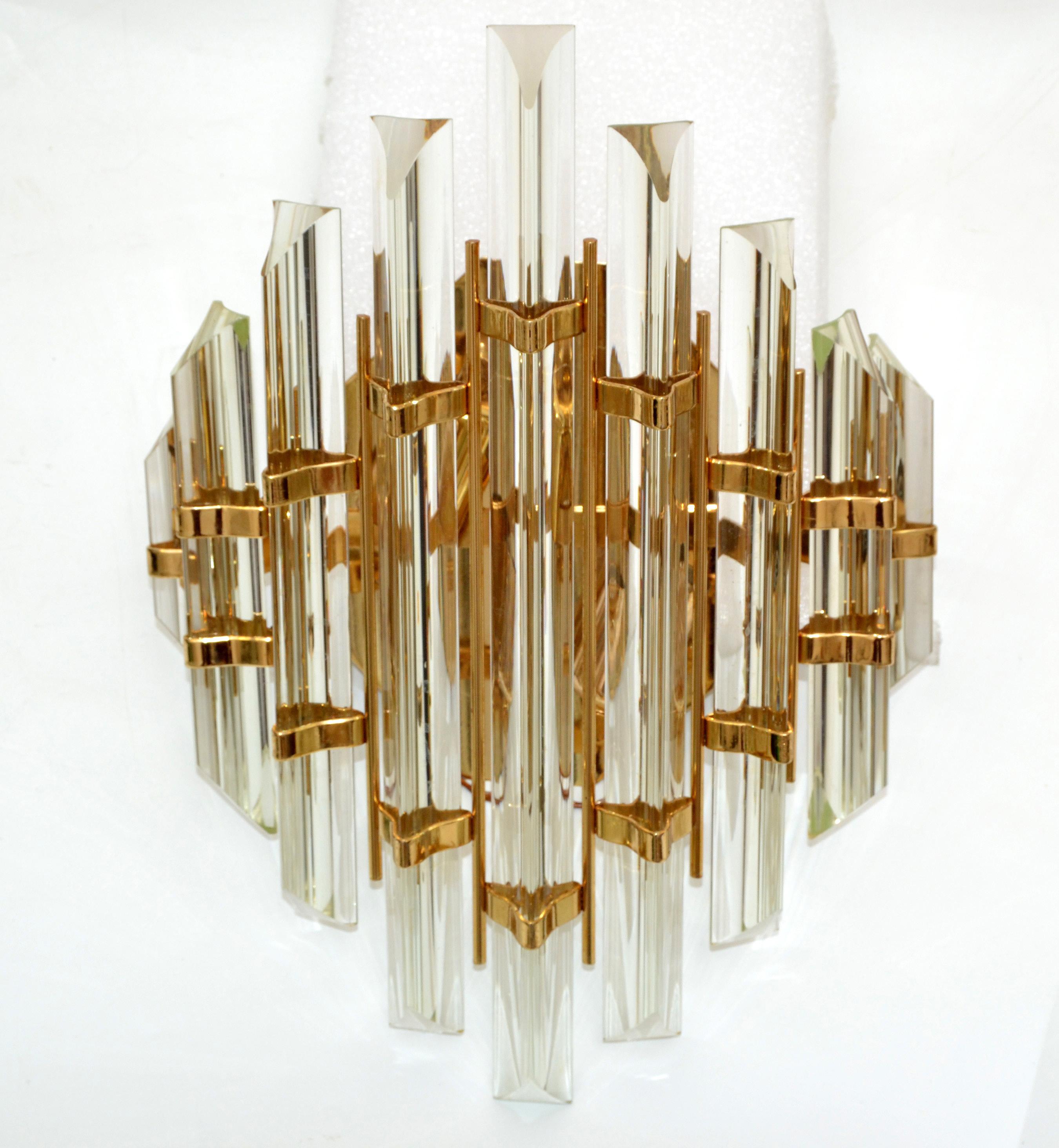 Pair of Venini Style Crystal & Brass Sconces Mid-Century Modern Italy 1970 For Sale 1