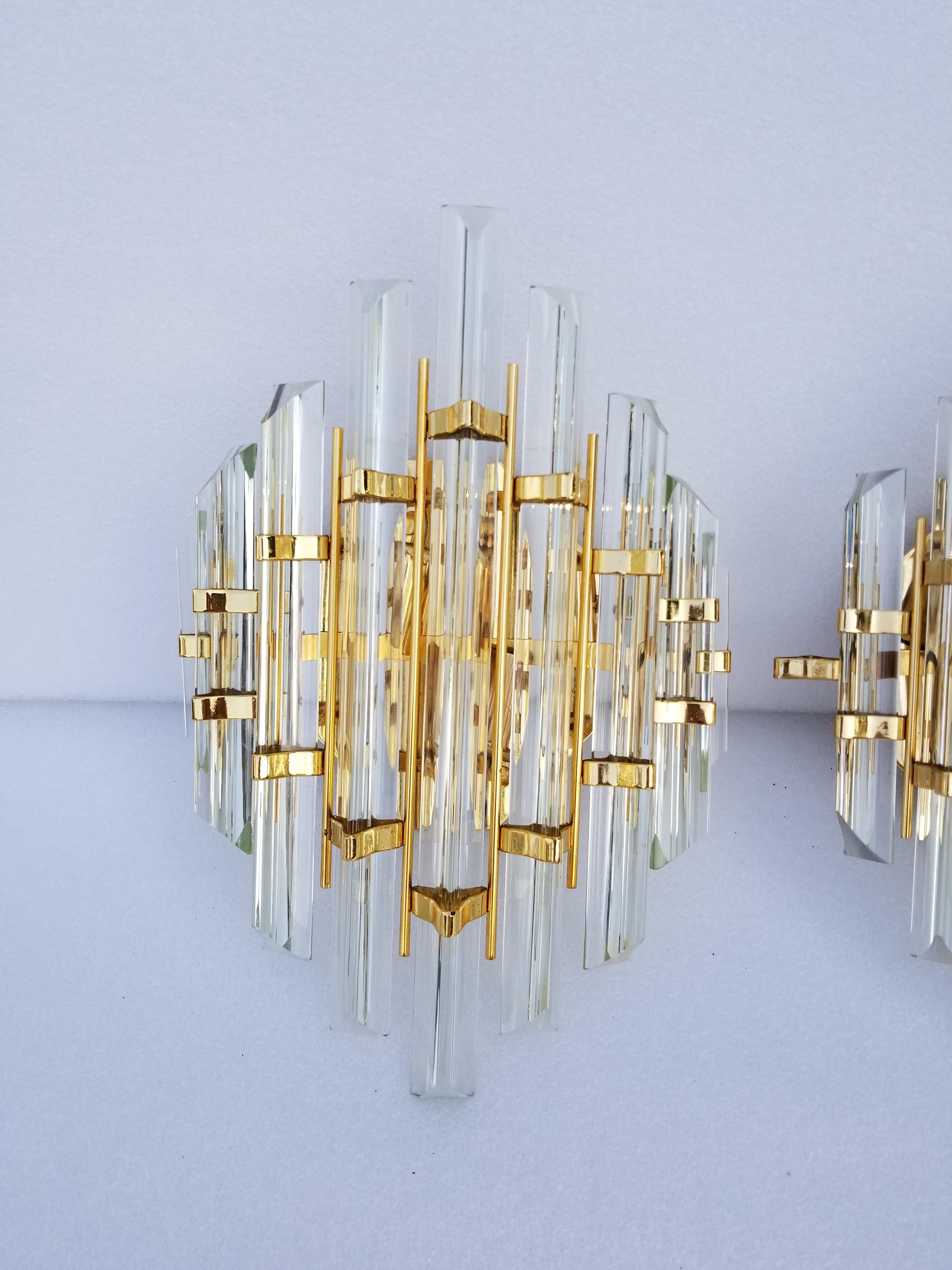 Pair of Venini Style Crystal Sconces For Sale 4
