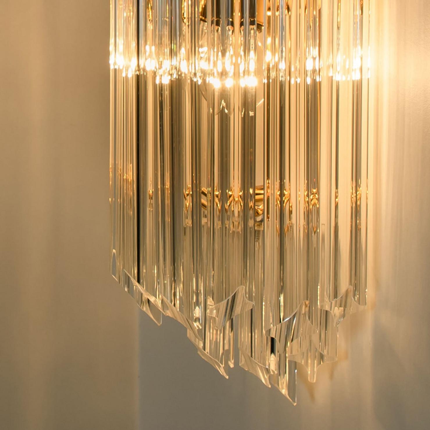 Mid-Century moderno coppia di Venini Style Triedroglass Tree Tears in vetro oro chiaro in ottone in vendita