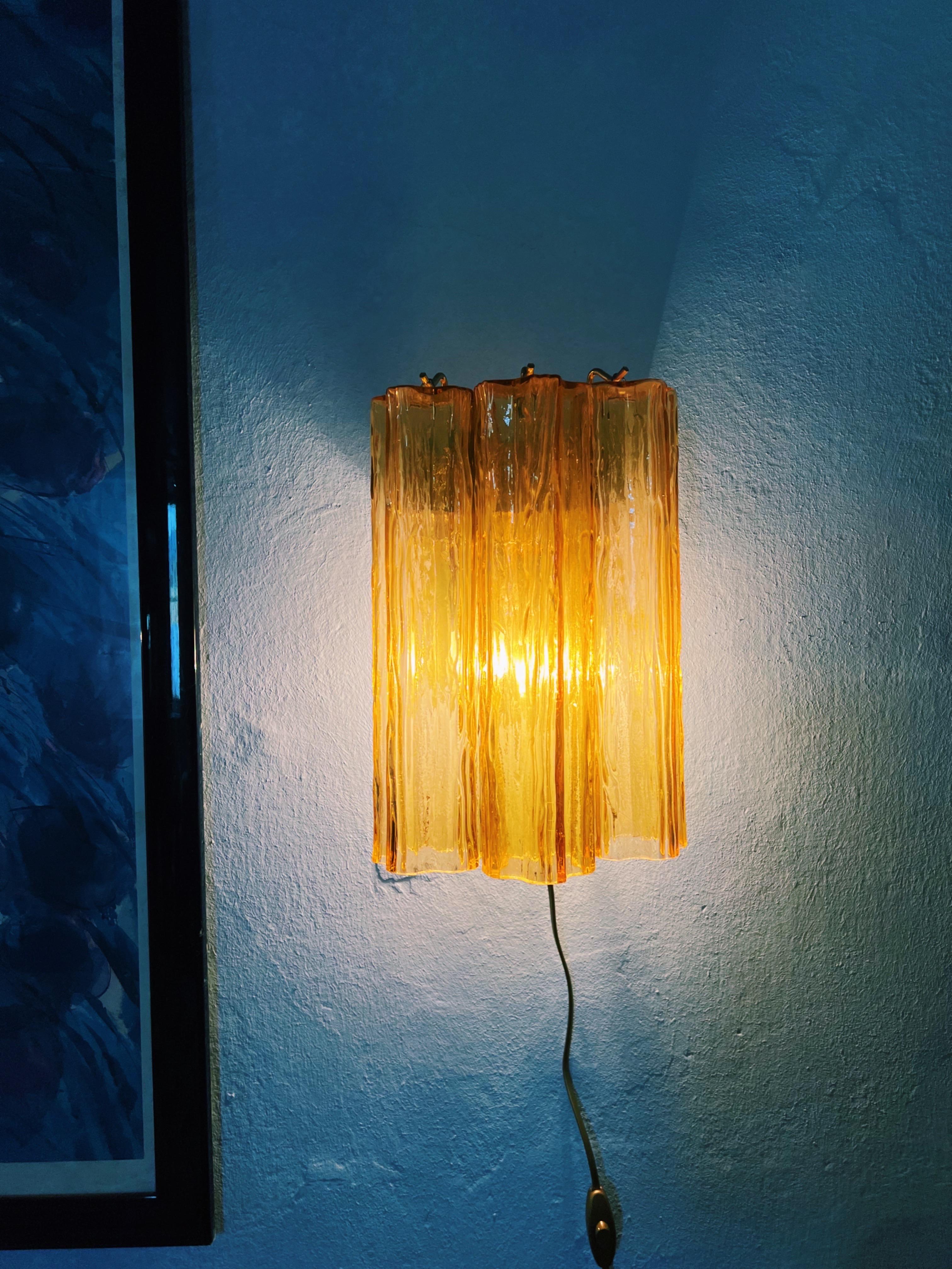 Coppia di Venini Tronchi, lampade da parete di Toni Zuccheri, anni '70 In condizioni buone in vendita a Palermo, PA