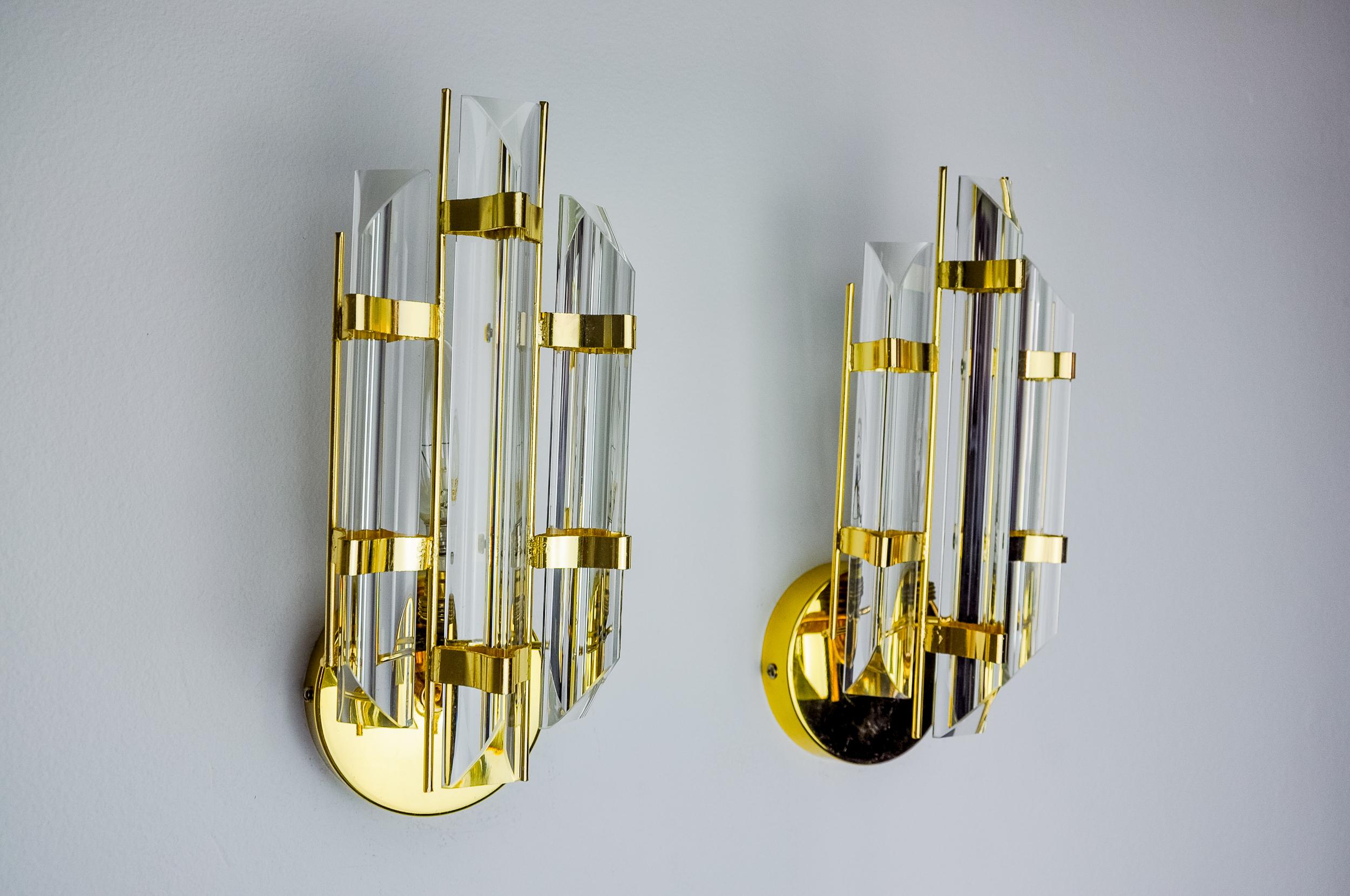 Italian Pair of Venini wall lights, Triedri glass, Murano, Italy 1970 For Sale