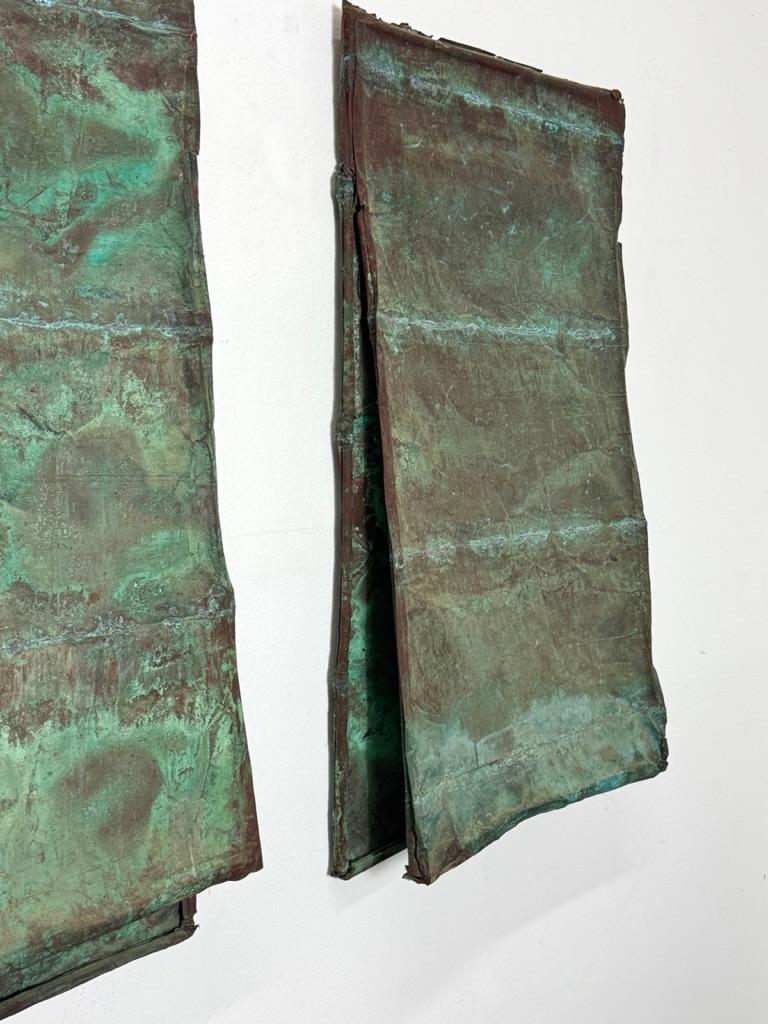 Paire de sculptures murales en cuivre vert-de-gris en relief d'Eugène Sturman, 1970 en vente 1
