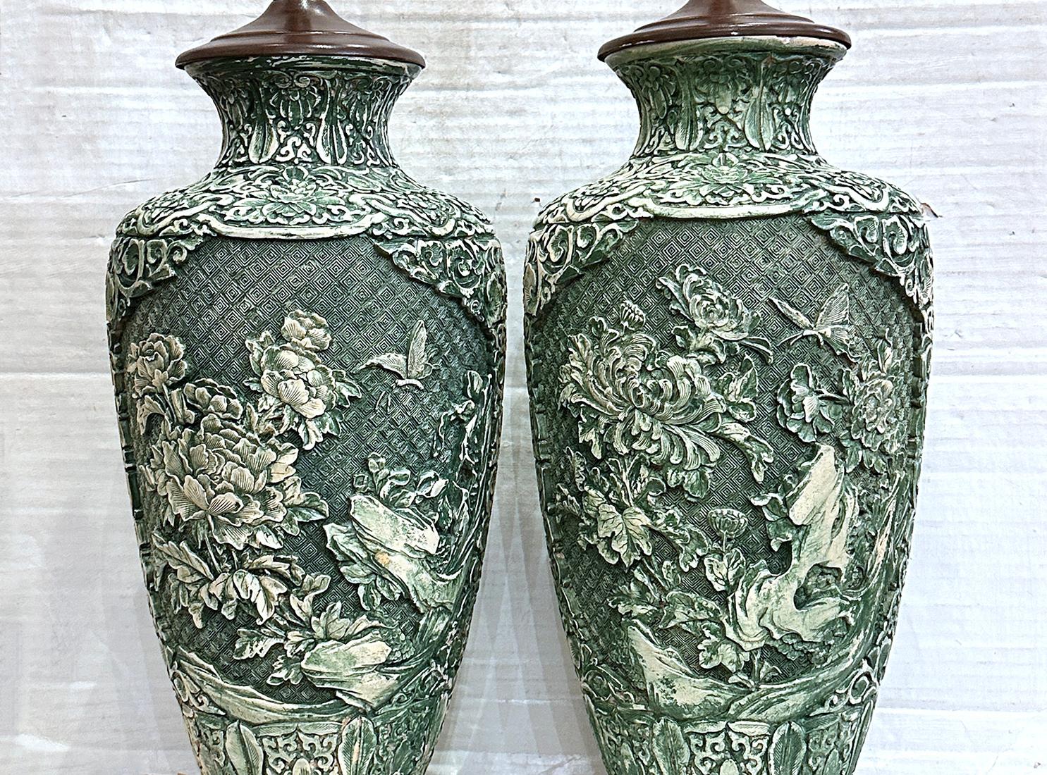 Chinois Paire de lampes de table vert-de-gris en vente
