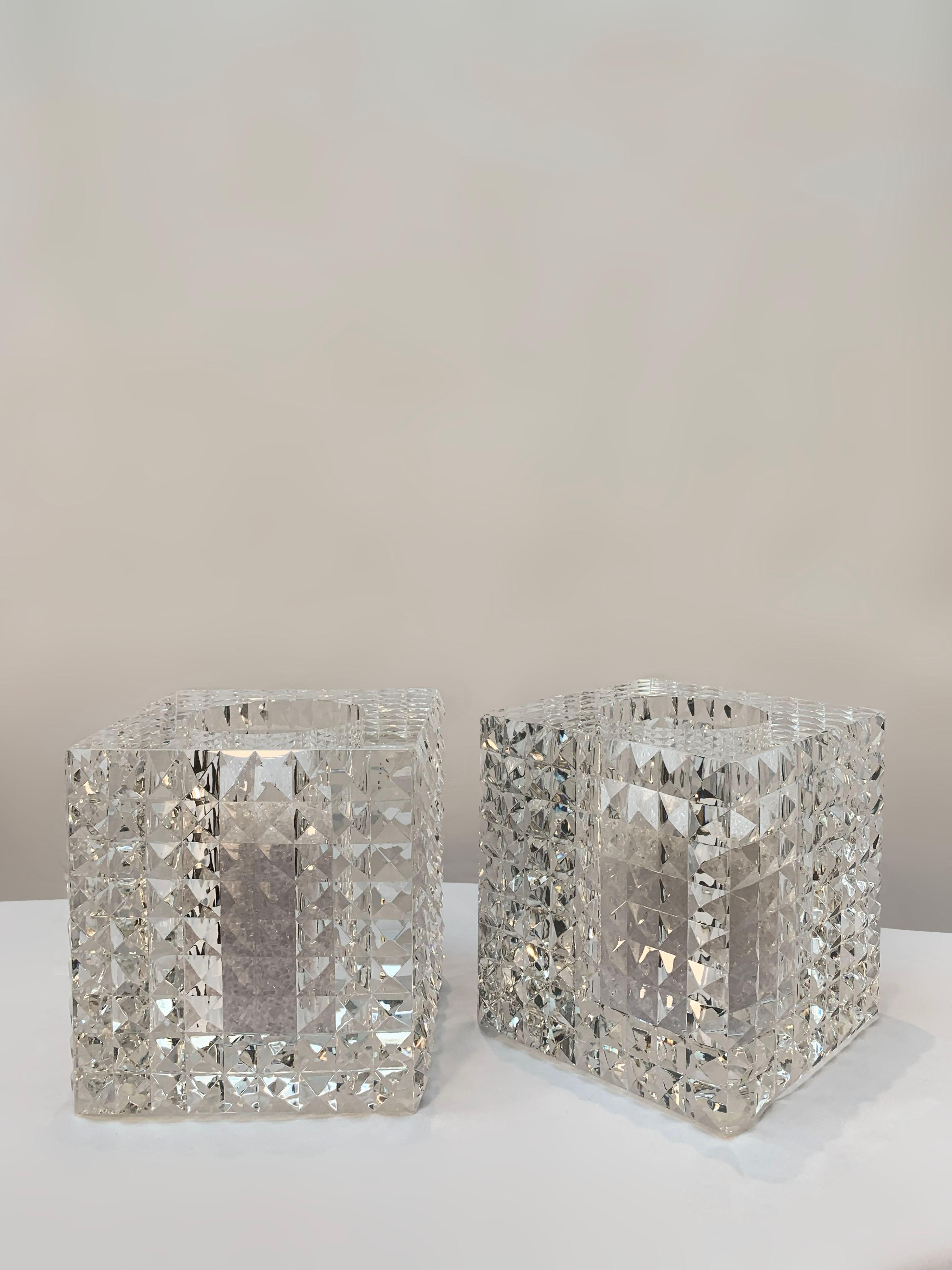 Pair of Veritas Contemporary Faceted Optical Glass Square Vases, Texas, 2016 For Sale 2