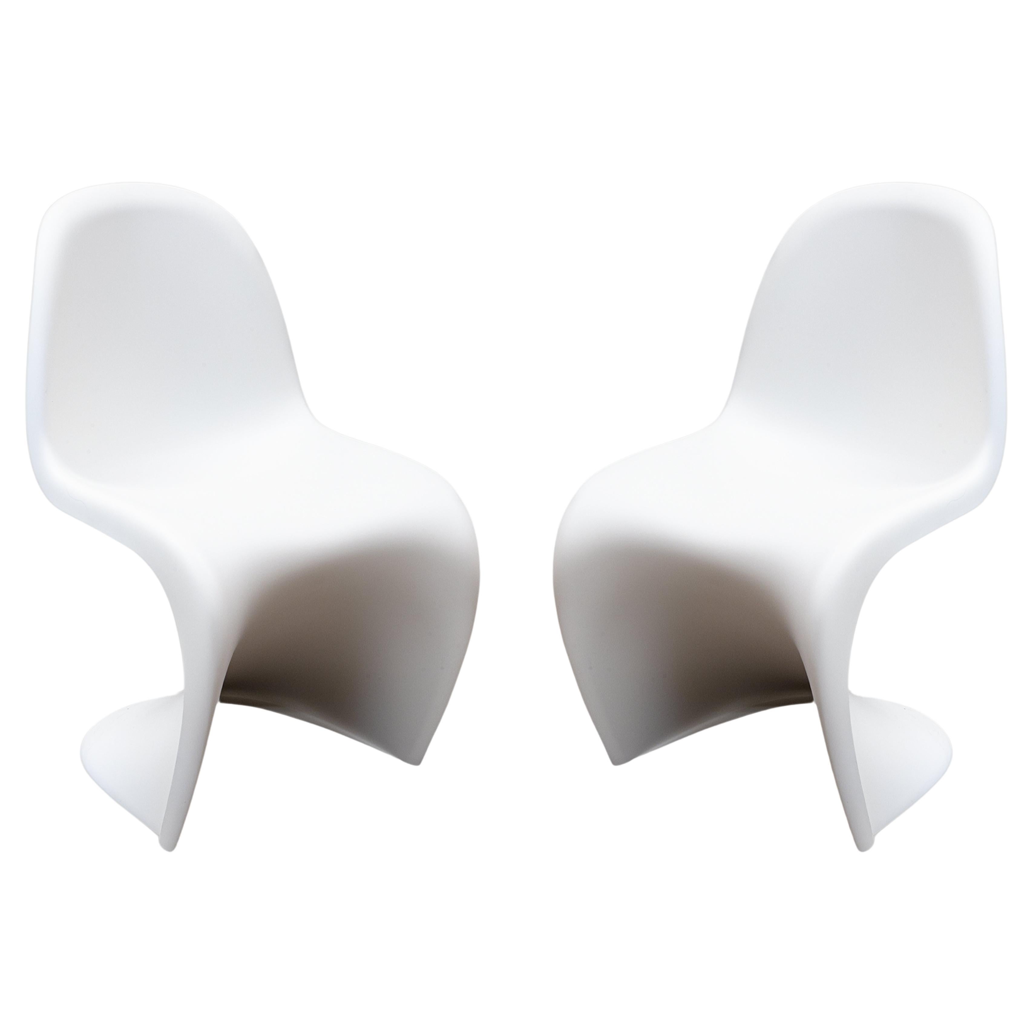 Pair of Verner Panton Design Within Reach Vitra 727 White Side Accent Chairs