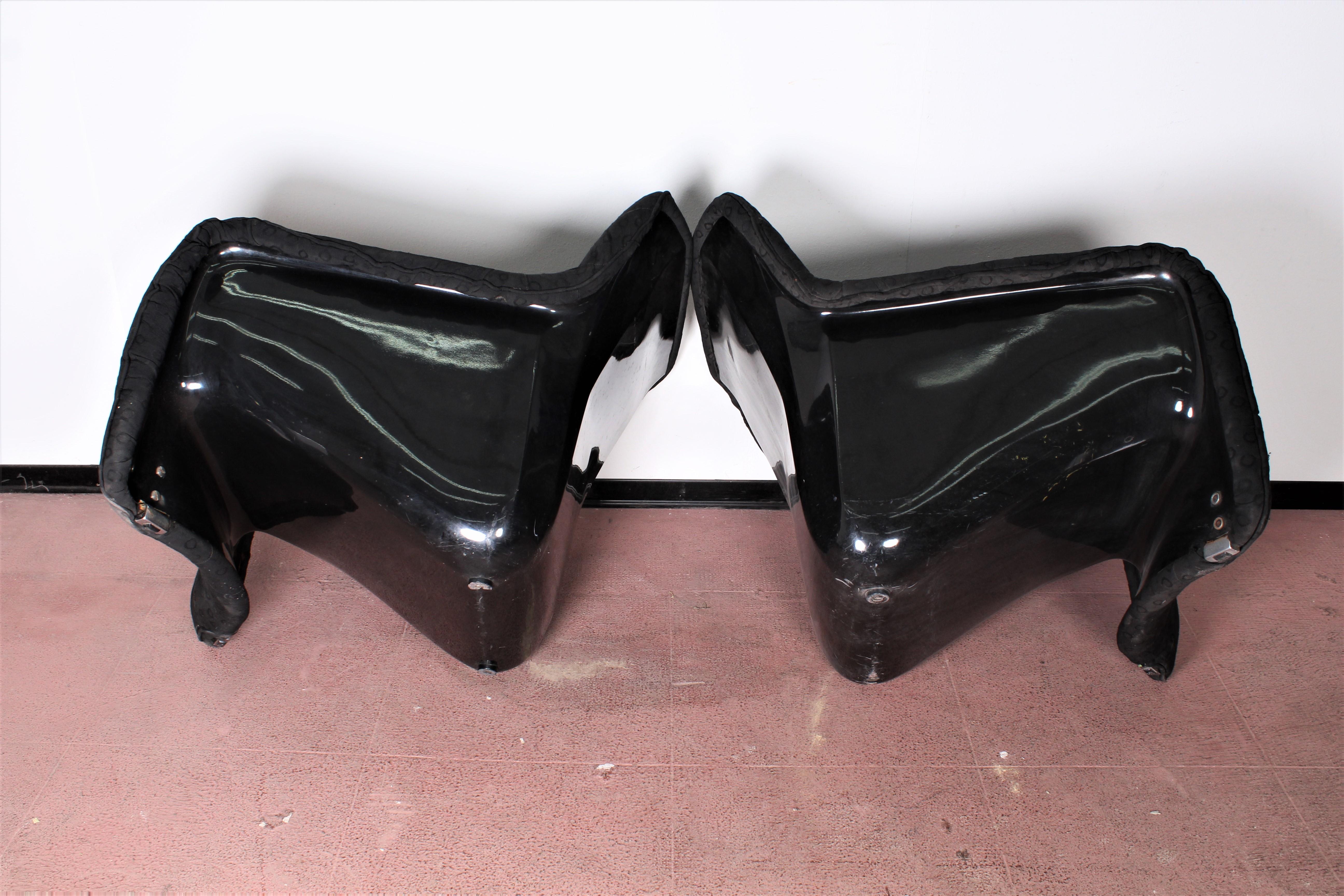 Pair of Verner Panton Style Midcentury Black Fiberglass Armchairs, 1970s 10