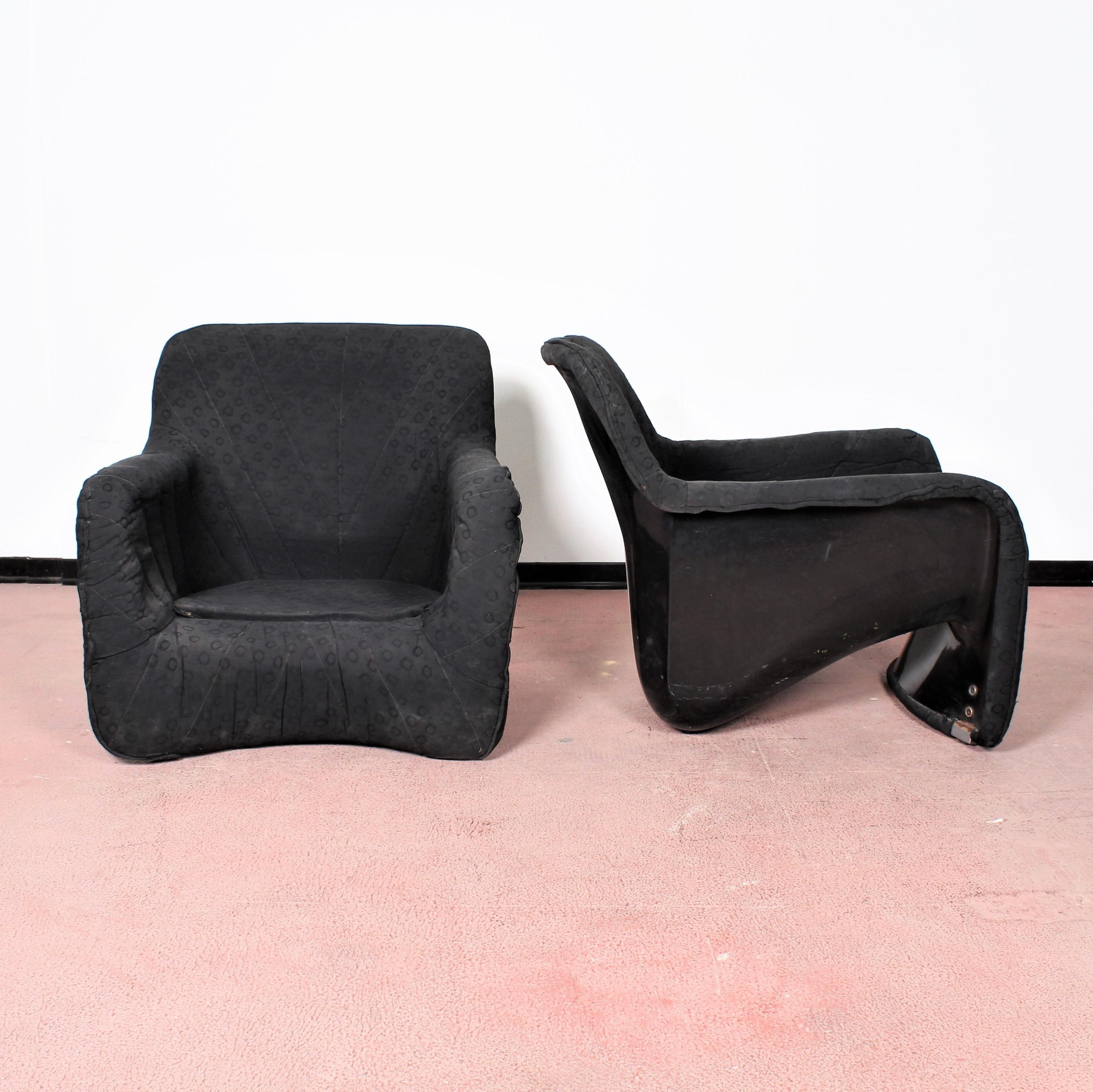 Italian Pair of Verner Panton Style Midcentury Black Fiberglass Armchairs, 1970s