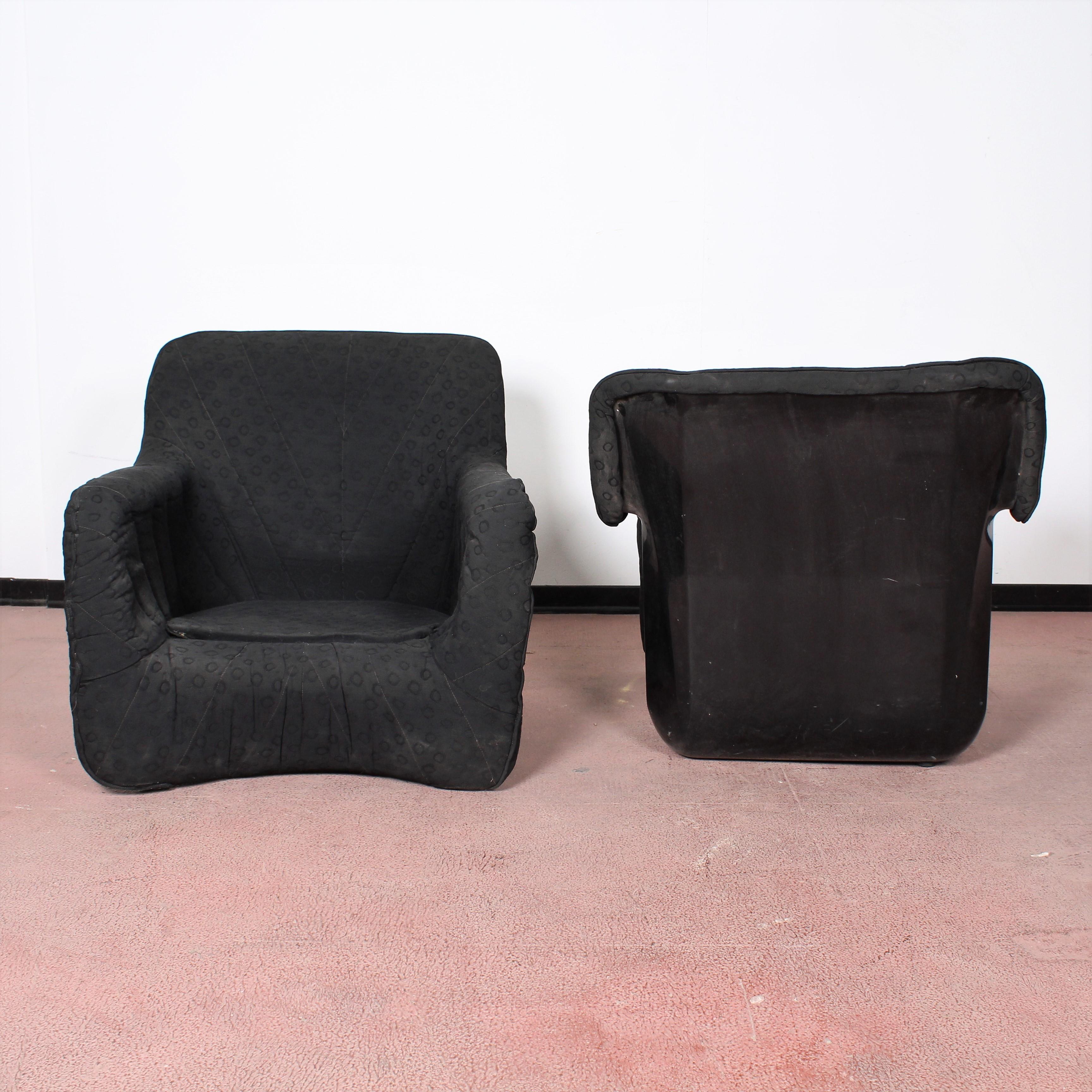 Late 20th Century Pair of Verner Panton Style Midcentury Black Fiberglass Armchairs, 1970s