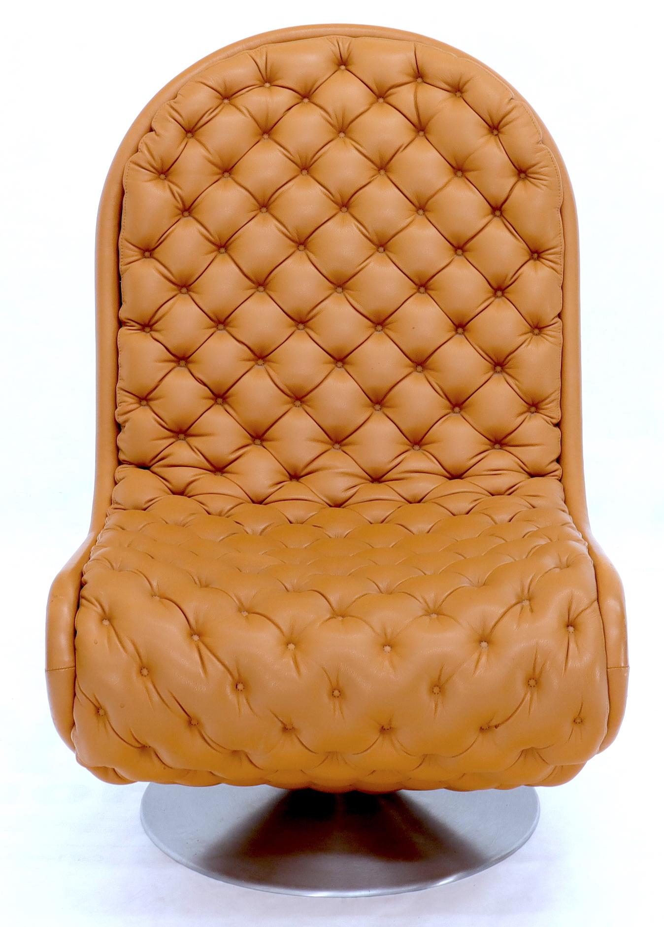 Pair of Verner Panton Tan Tufted Leather 123 Lounge Chairs For Sale 2