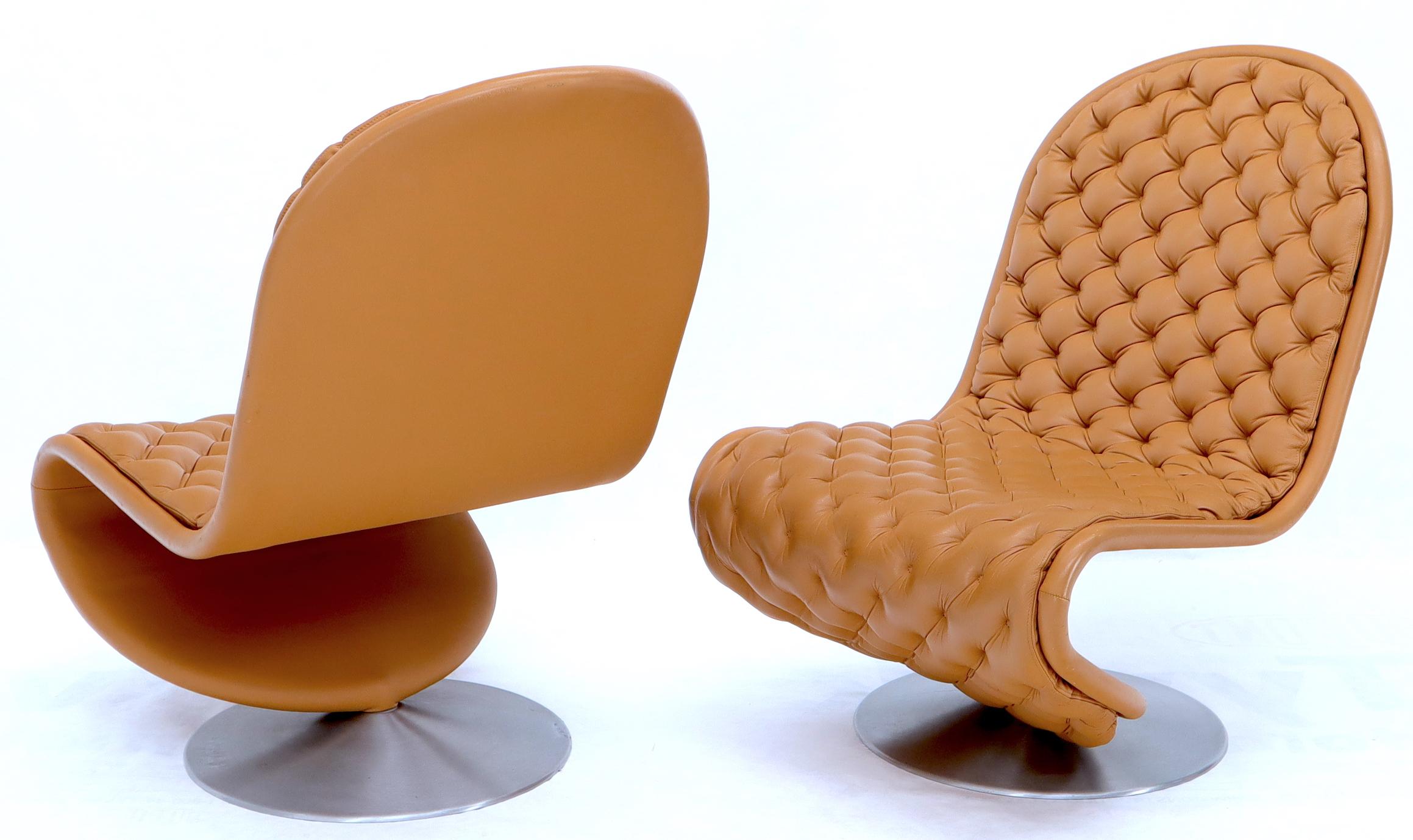 20th Century Pair of Verner Panton Tan Tufted Leather 123 Lounge Chairs For Sale