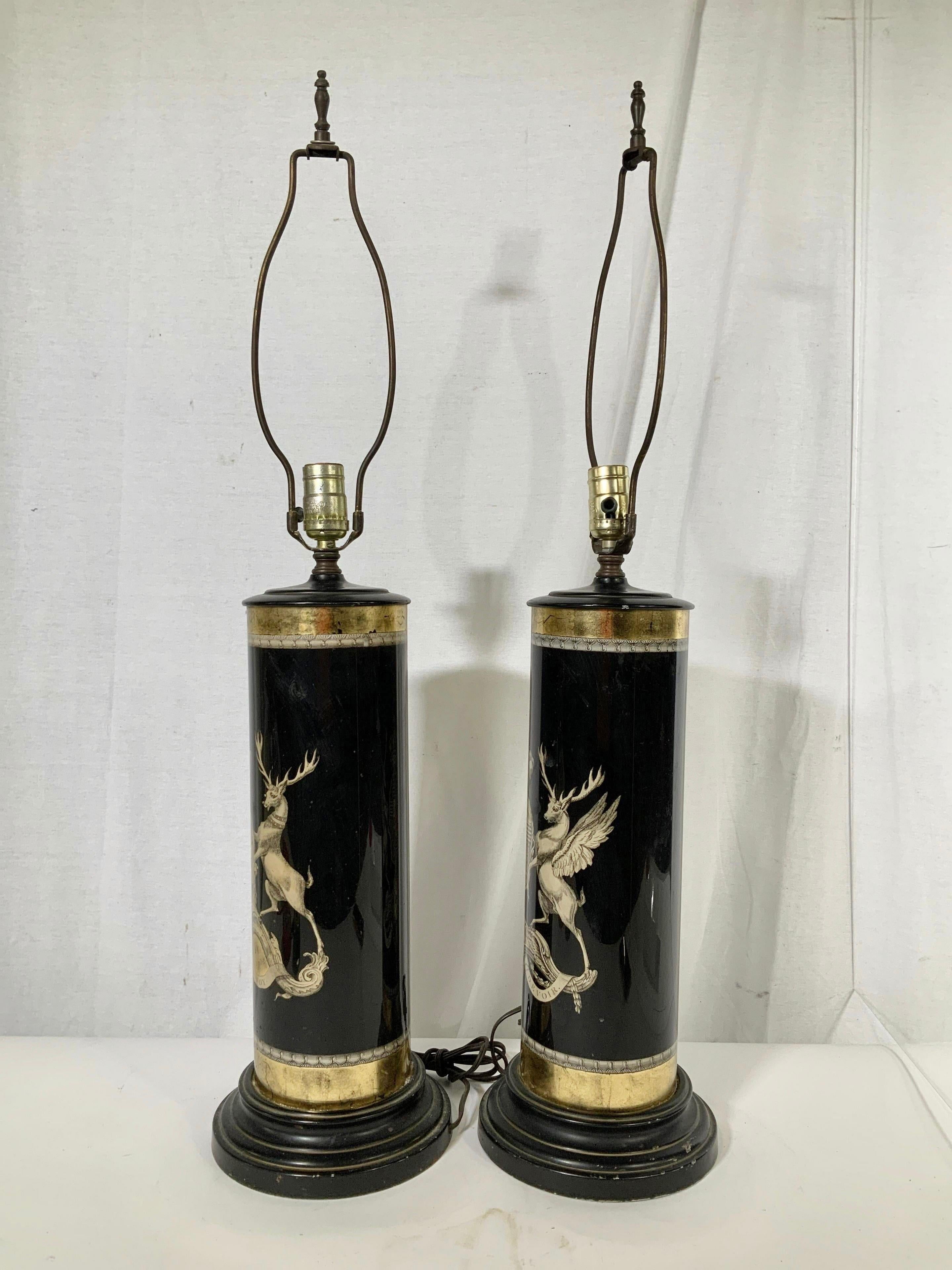Pair of Verre Églomisé Lamps Coats of Arms for the Earls Bathurst and Granville For Sale 1
