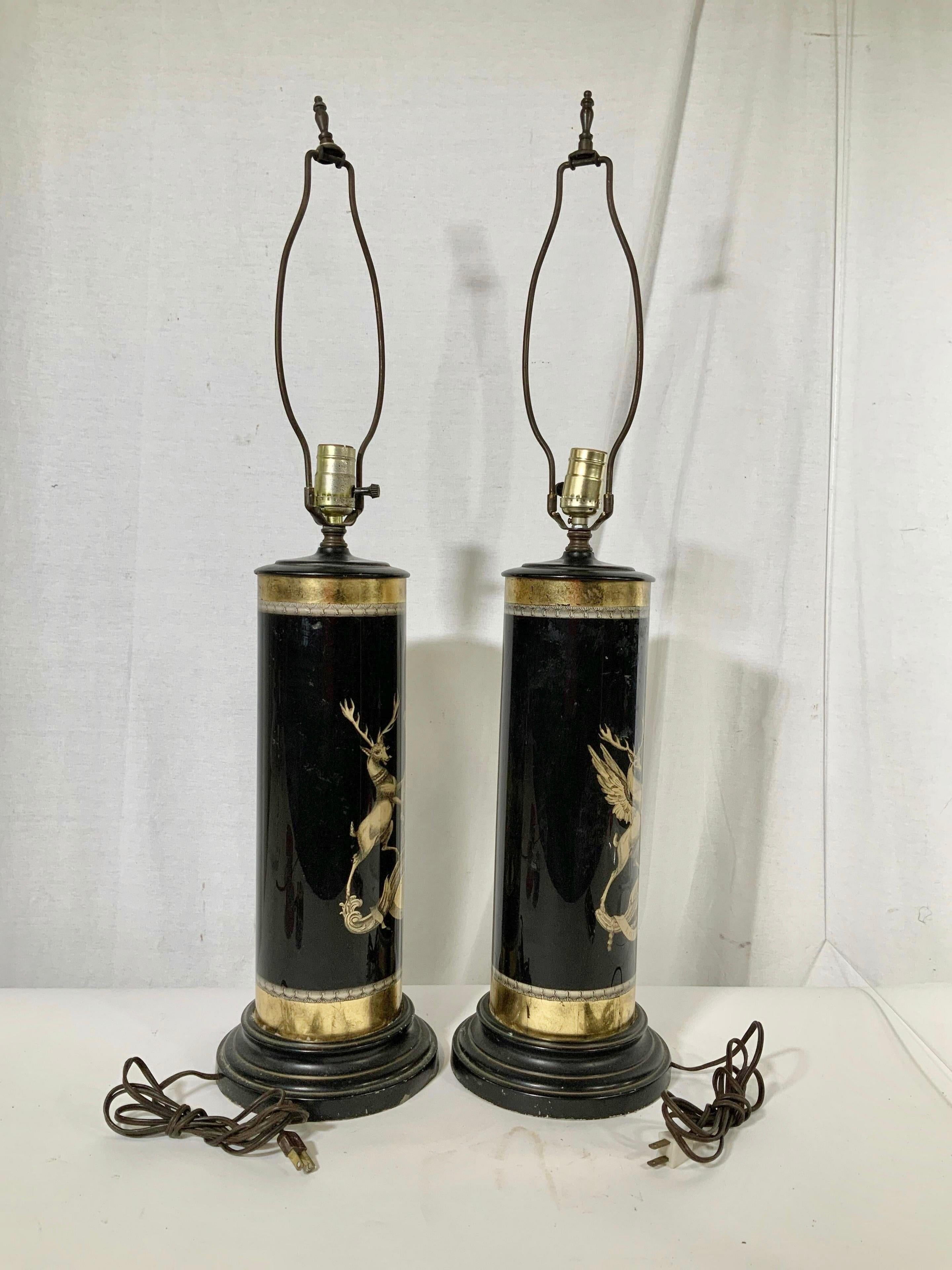 Pair of Verre Églomisé Lamps Coats of Arms for the Earls Bathurst and Granville For Sale 2