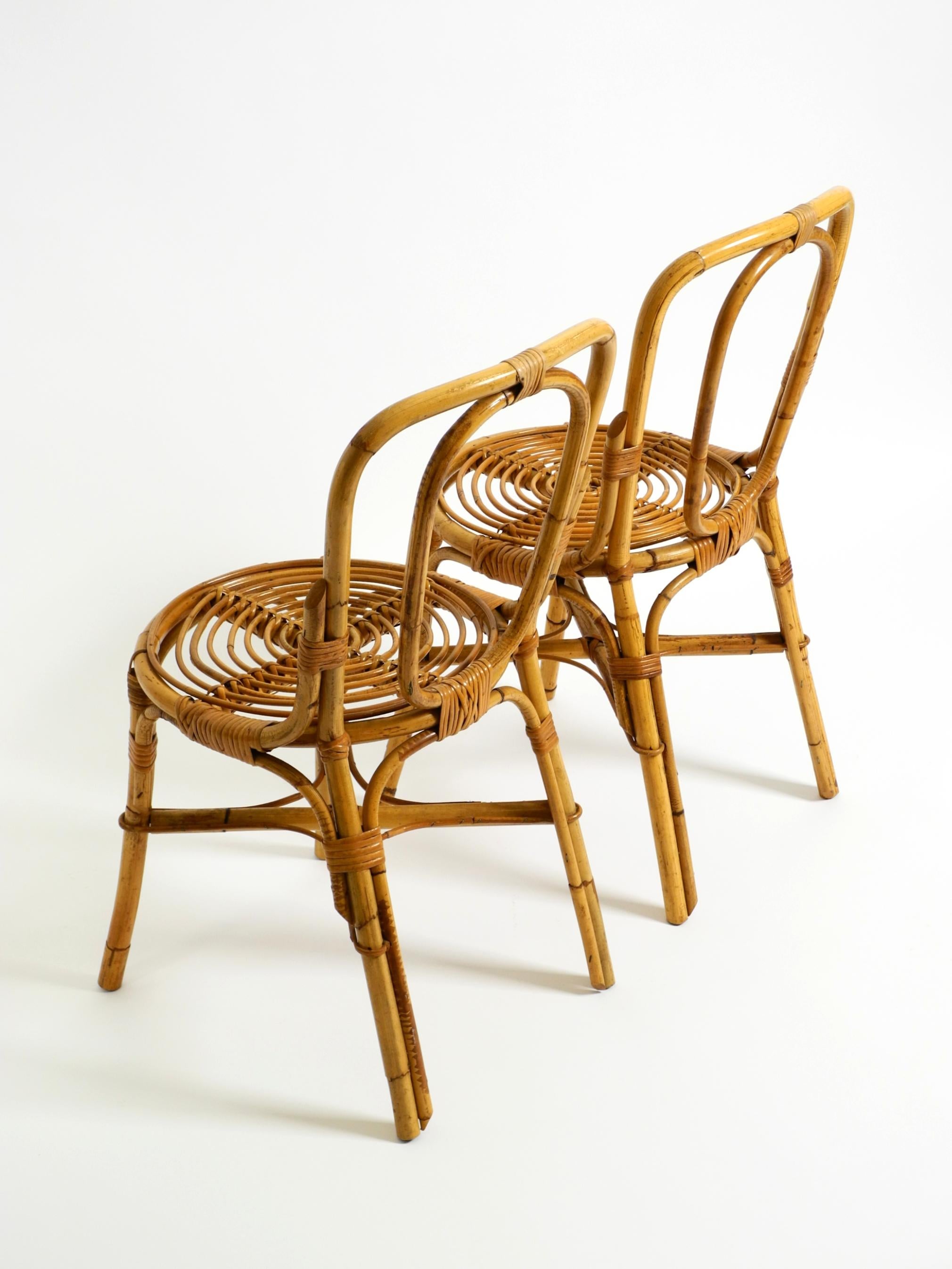 Paire de très belles et rares chaises en bambou italiennes d'origine des années 1960 en vente 9
