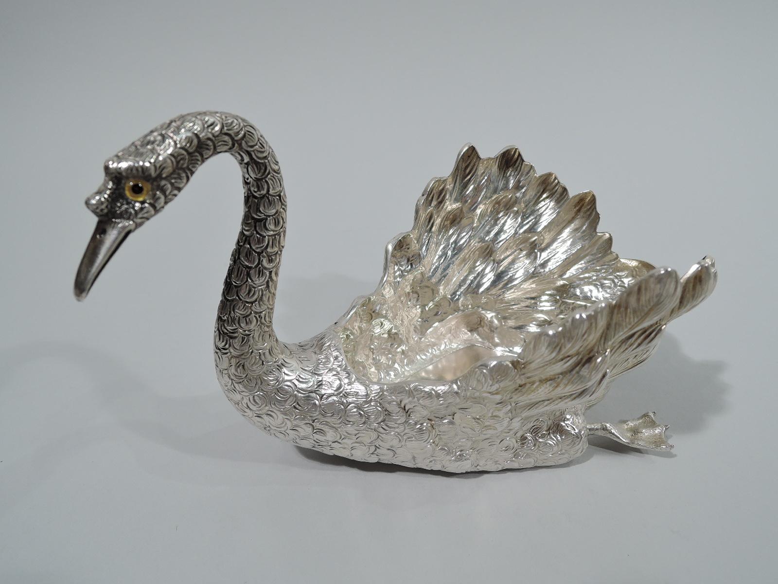 Pair of Very Desirable Buccellati Sterling Silver Swans In Excellent Condition In New York, NY