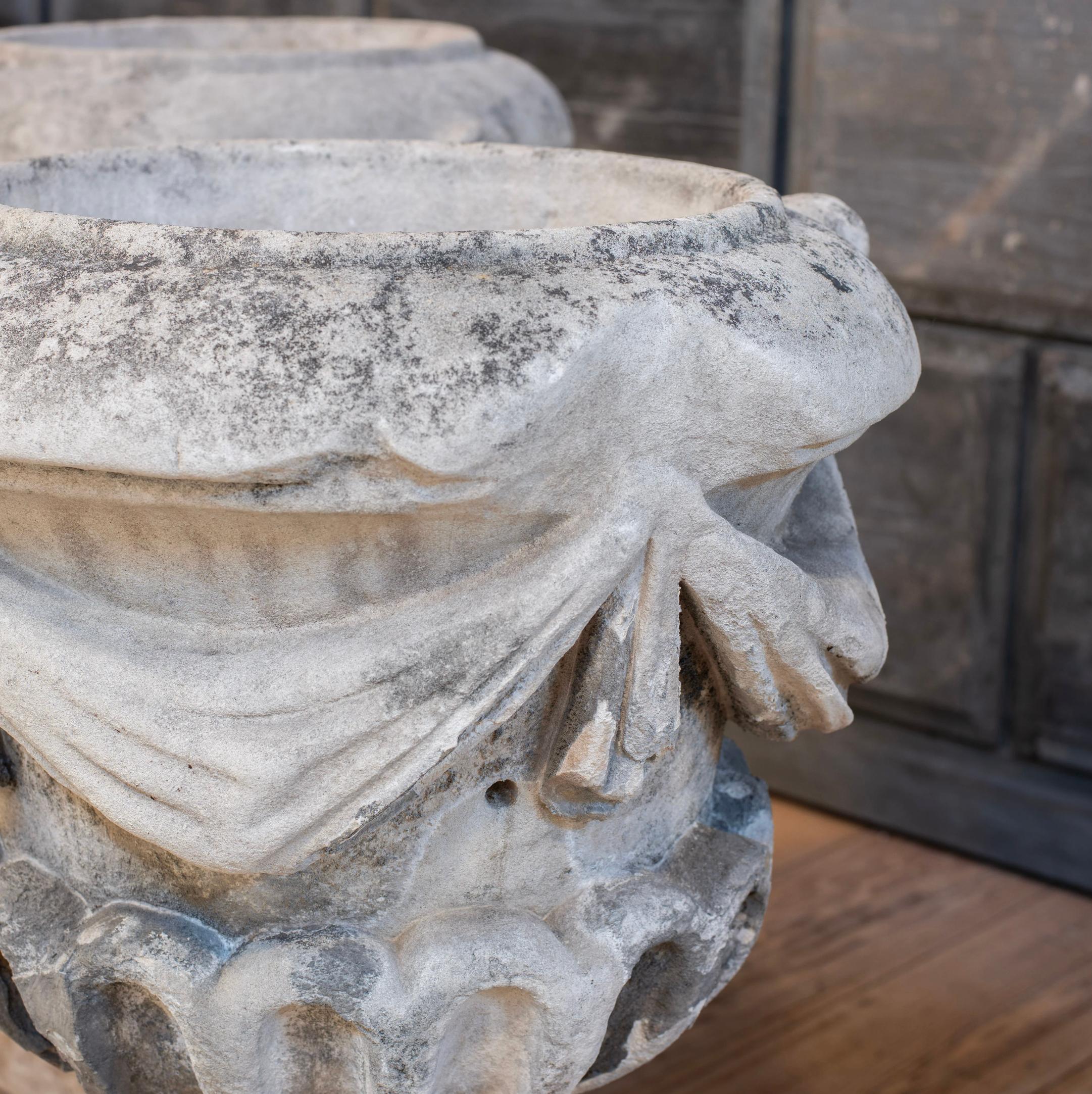 Pair of Very Good 18th C Carved Garden Urns with Draped Swags and Flouted Bowls For Sale 1