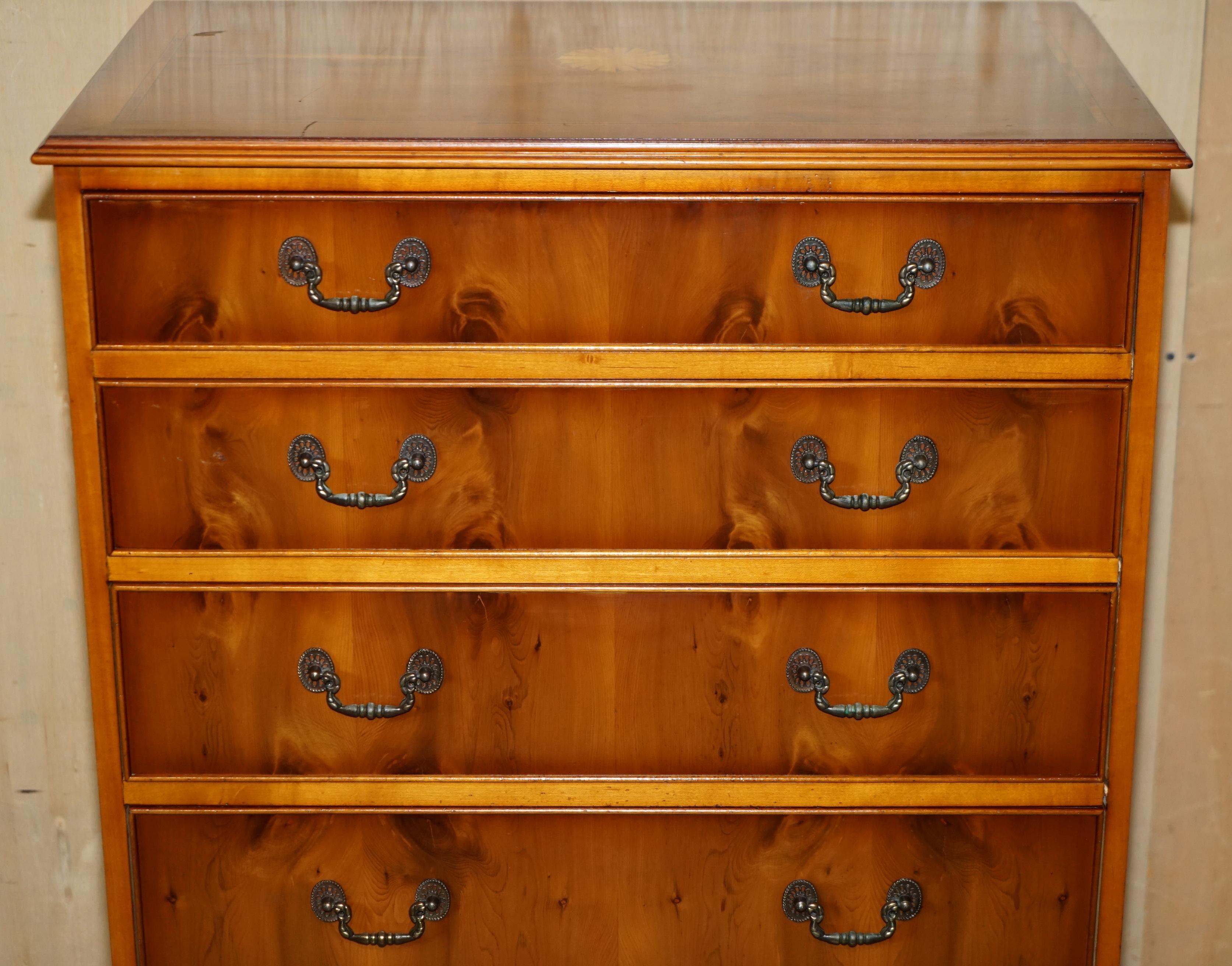 PAIR OF VERY LARGE 110CM TALL SHERATON REVIVAL BURR YEW CHESTS OF DRAWERs For Sale 8