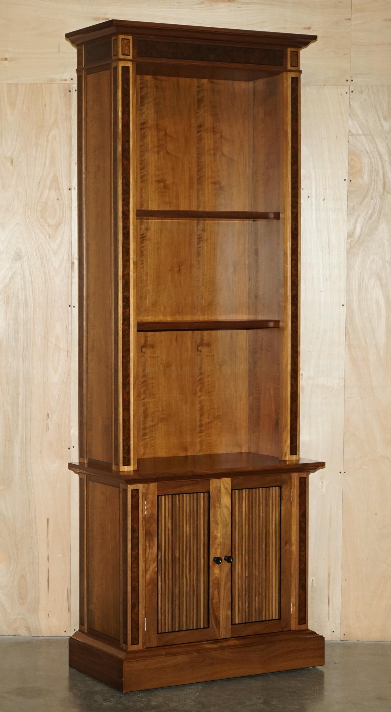 PAIR OF VERY LARGE 2.6 METER TALL BURR WALNUT DAVID LINLEY LIBRARY BOOKCASEs For Sale 9