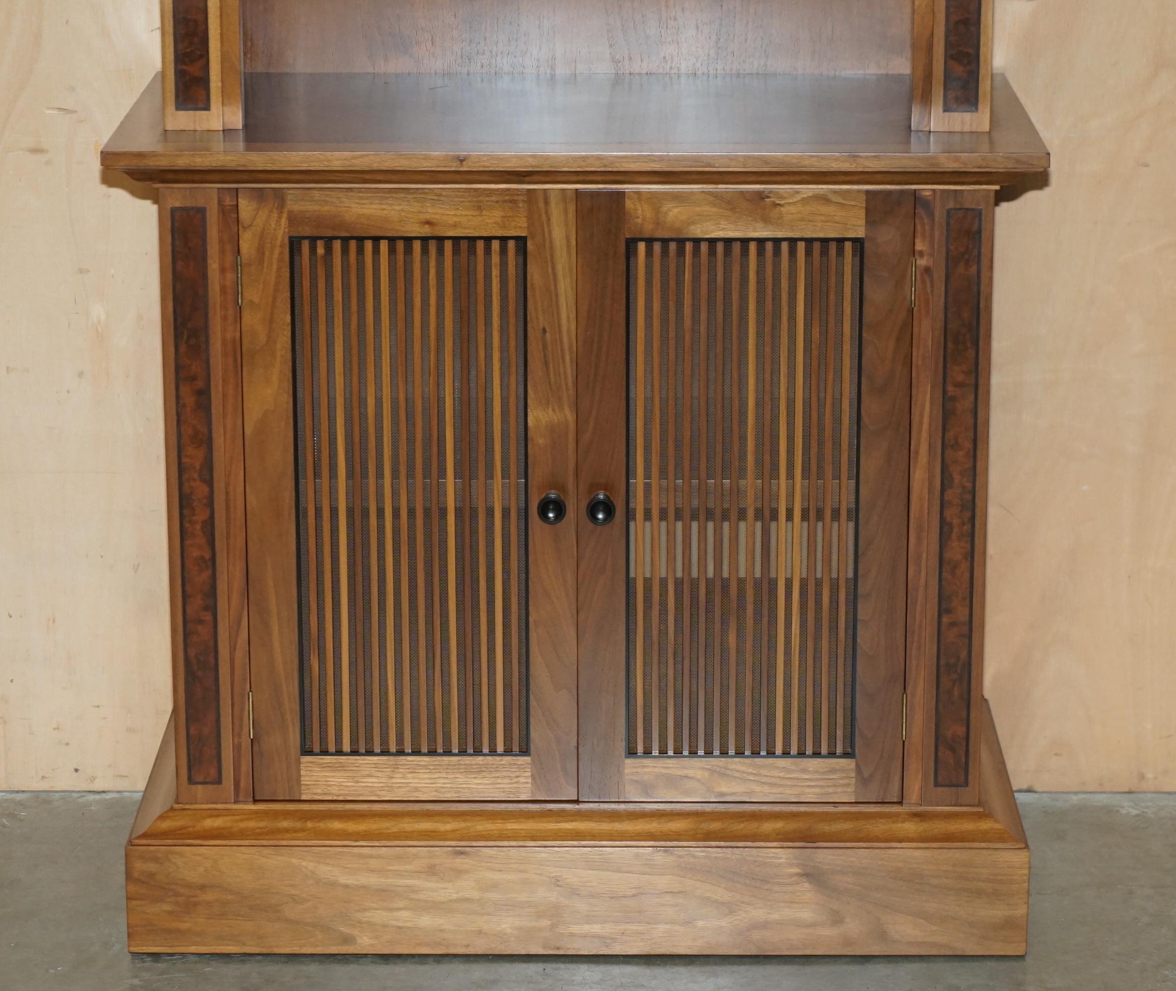 English PAIR OF VERY LARGE 2.6 METER TALL BURR WALNUT DAVID LINLEY LIBRARY BOOKCASEs For Sale