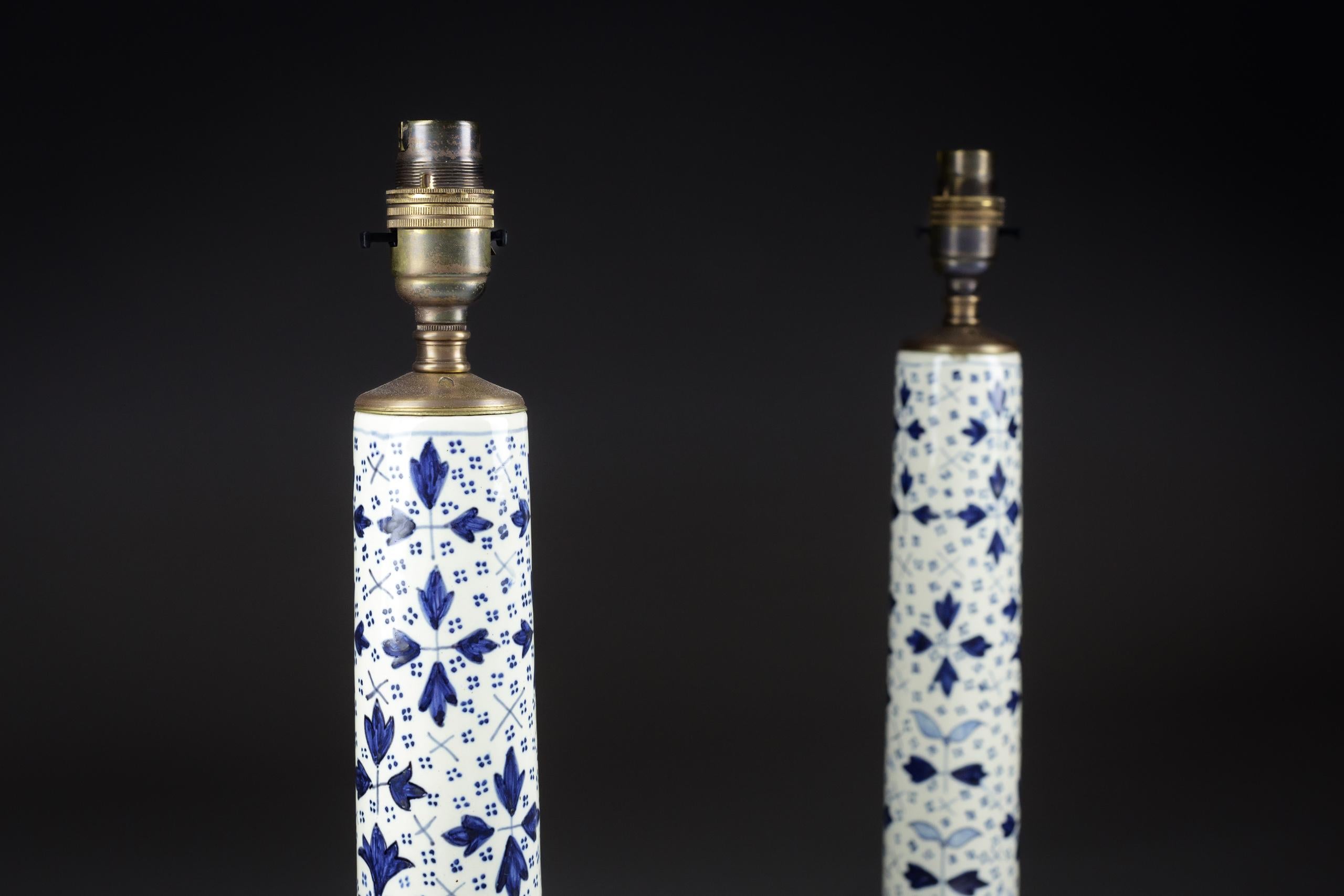 Pair of Very Large Blue and White Vase as Lamps For Sale 4