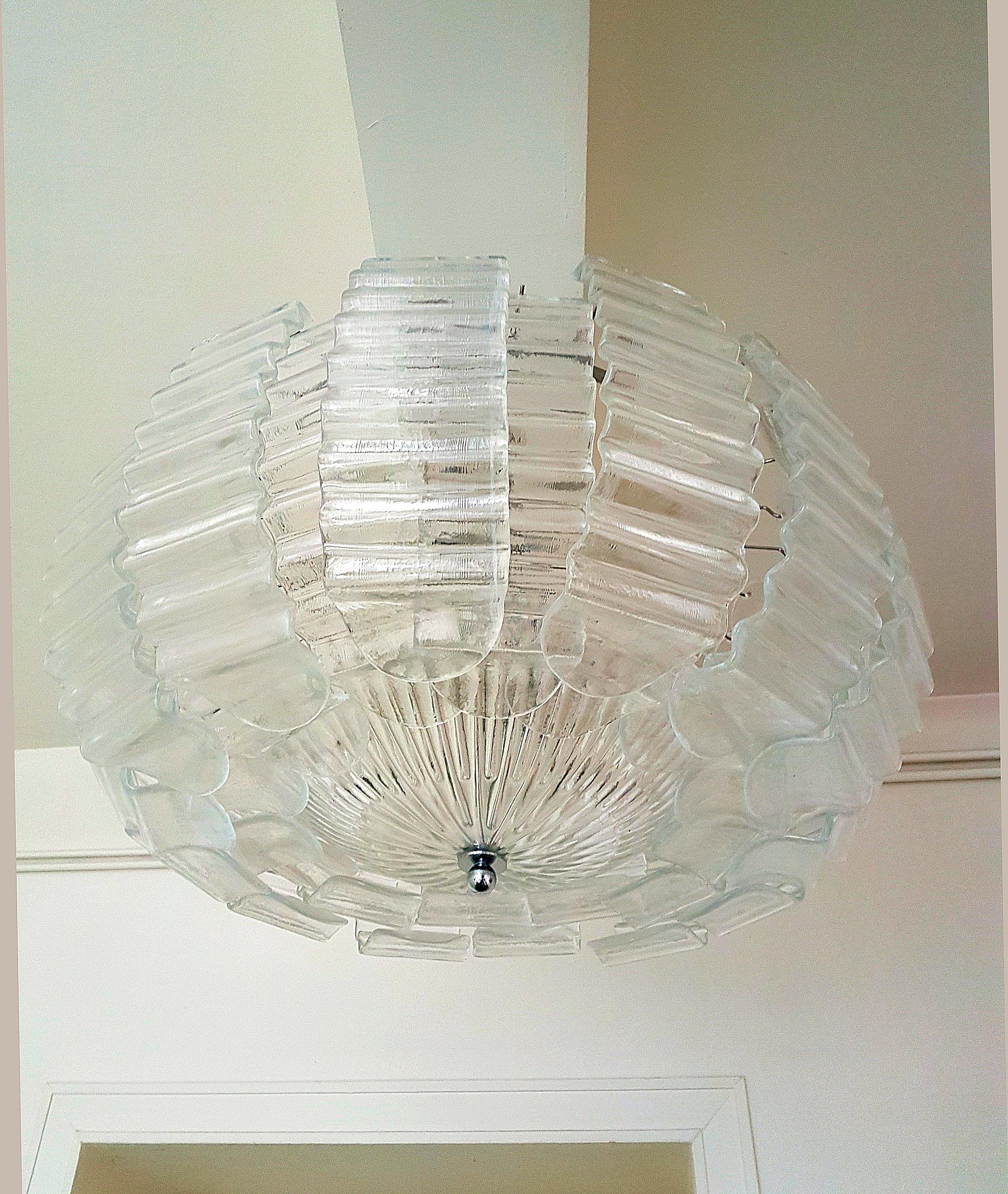 Hand-Crafted Very Large Clear Murano Glass Mid-Century Modern Chandelier by Barovier, 1970s