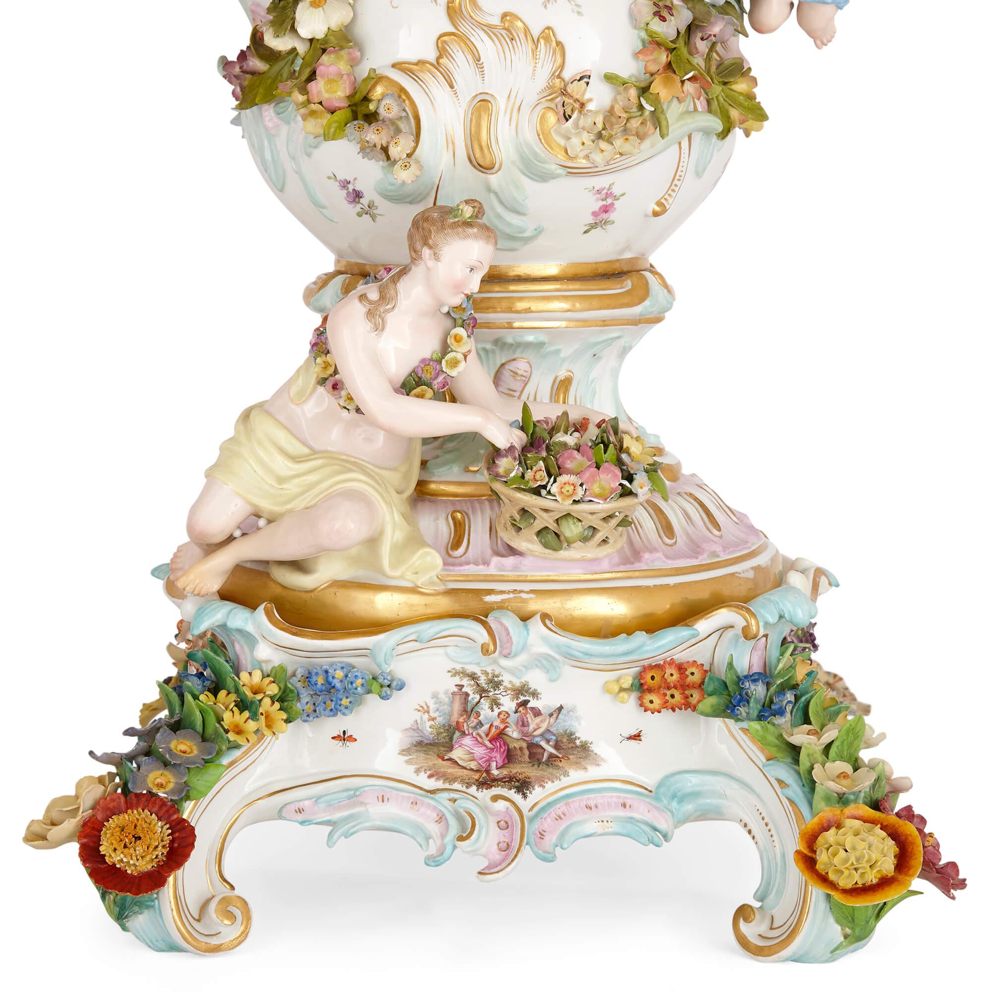 Pair of Very Large Floral Rococo-style Meissen Potpourri Vases For Sale 1