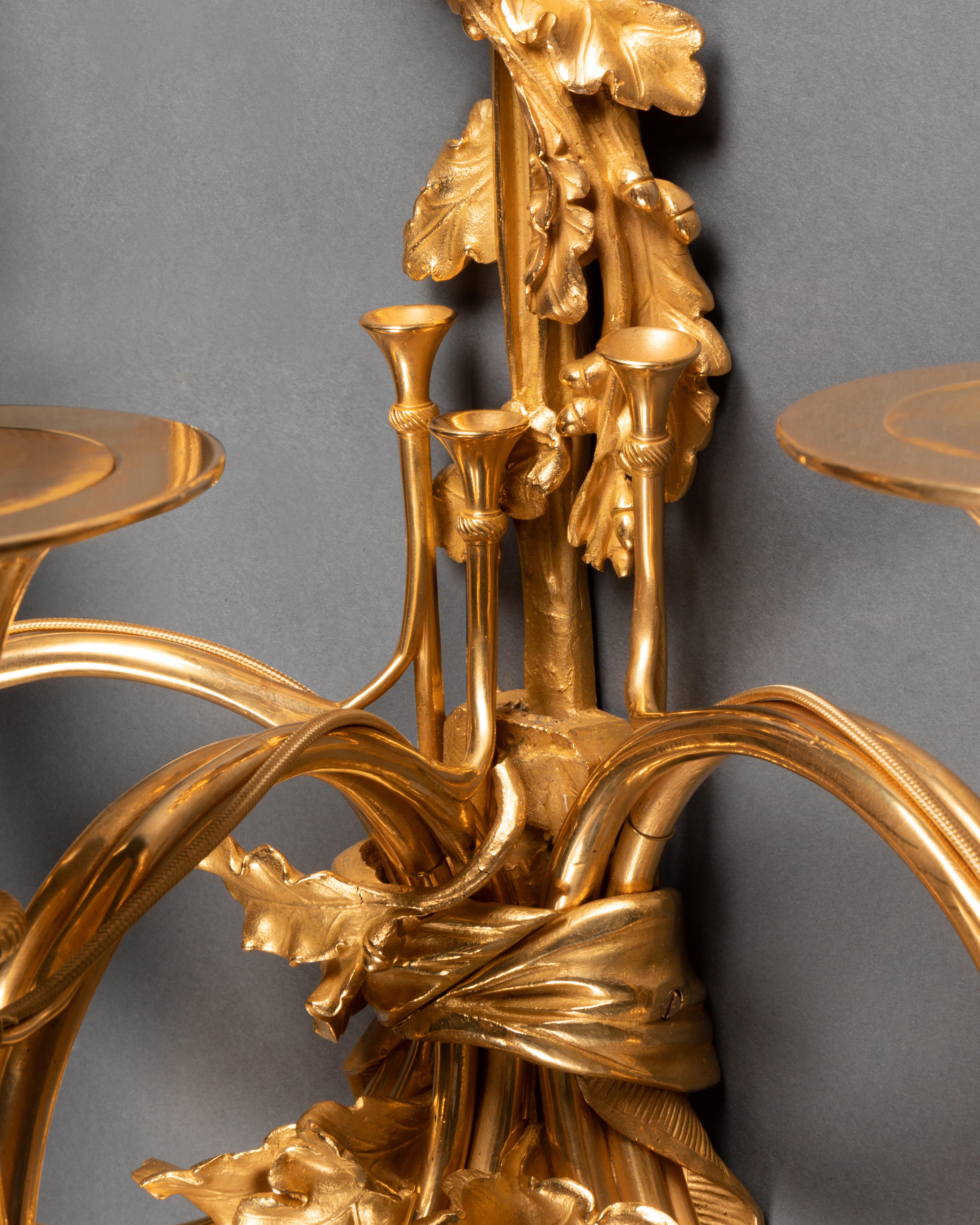  Pair of Very Large French 19th Century Gilded Bronze Sconces In Good Condition For Sale In Paris, FR