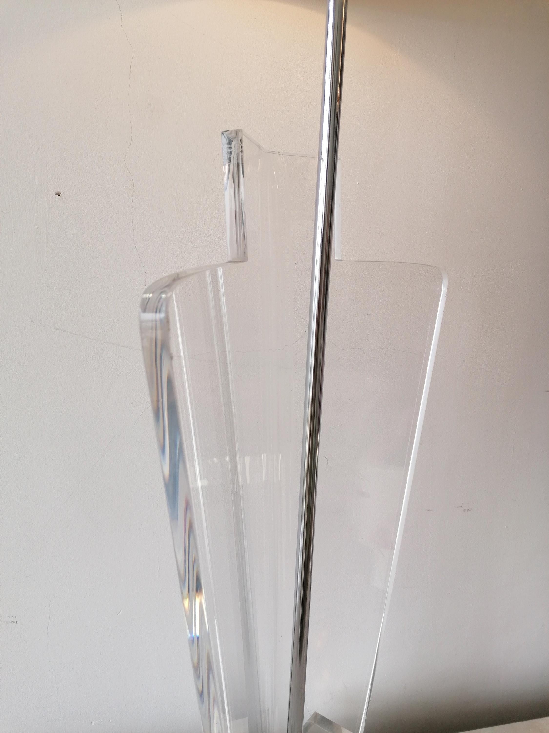 Pair of Very Large Vintage Architectural Lucite & Chrome Lamps, 1970s Italy 7