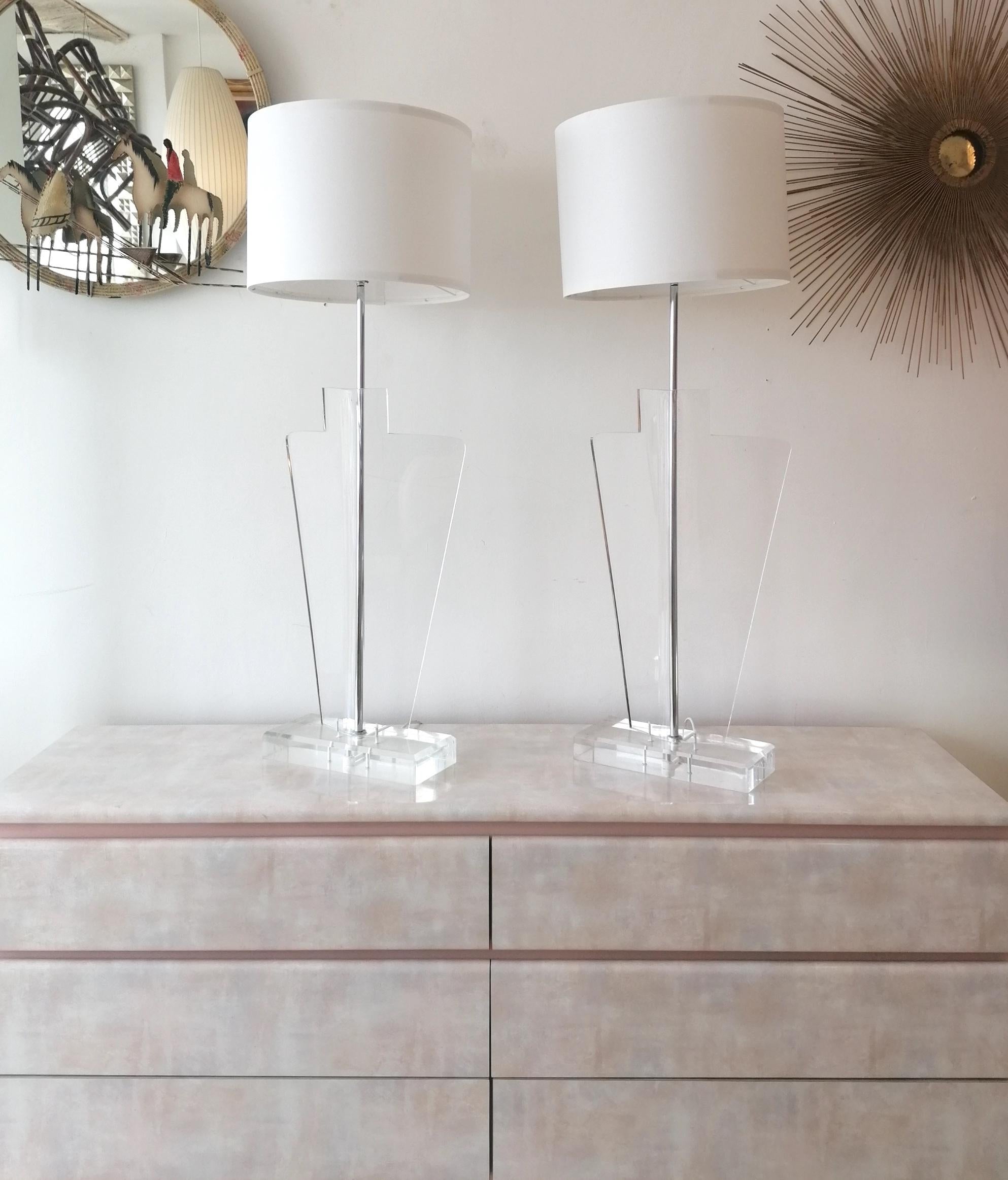Art Deco Pair of Very Large Vintage Architectural Lucite & Chrome Lamps, 1970s Italy