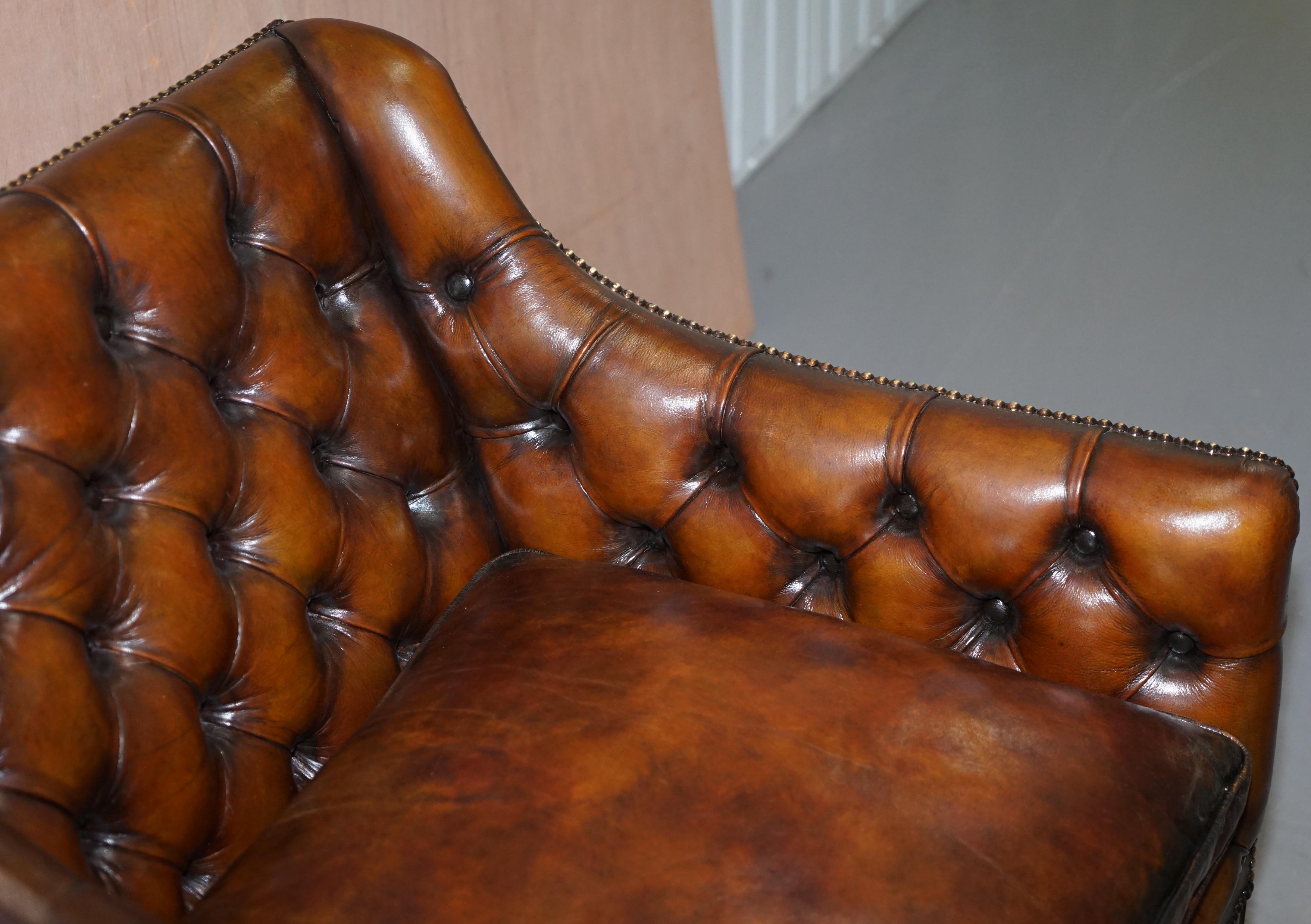 Pair of Very Rare Chesterfield Lutyen's Style Viceroy's Brown Leather Armchairs 5