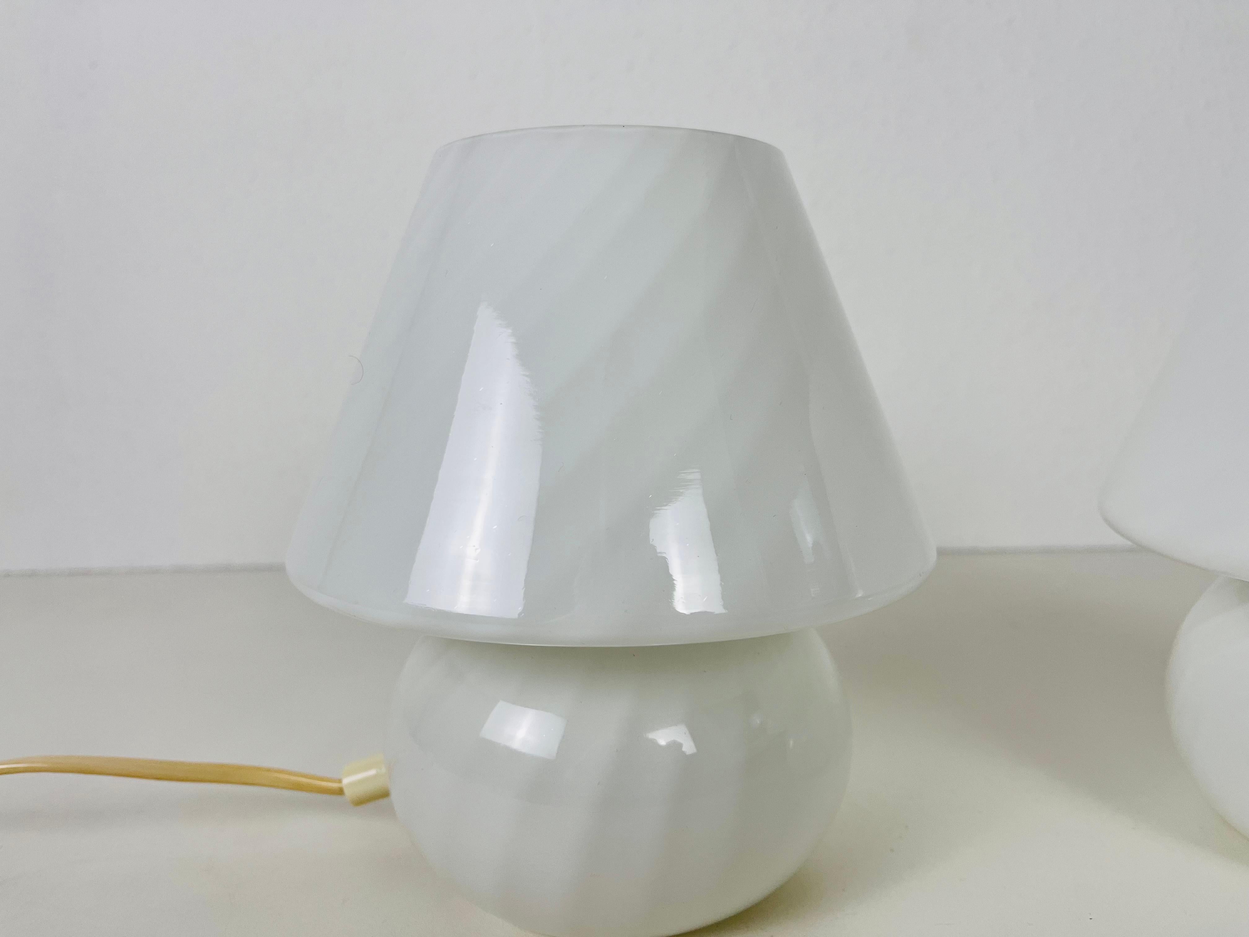 Pair of Vetri D‘Arte Murano Glass Mushroom Table Lamps, Italy, 1970s For Sale 4