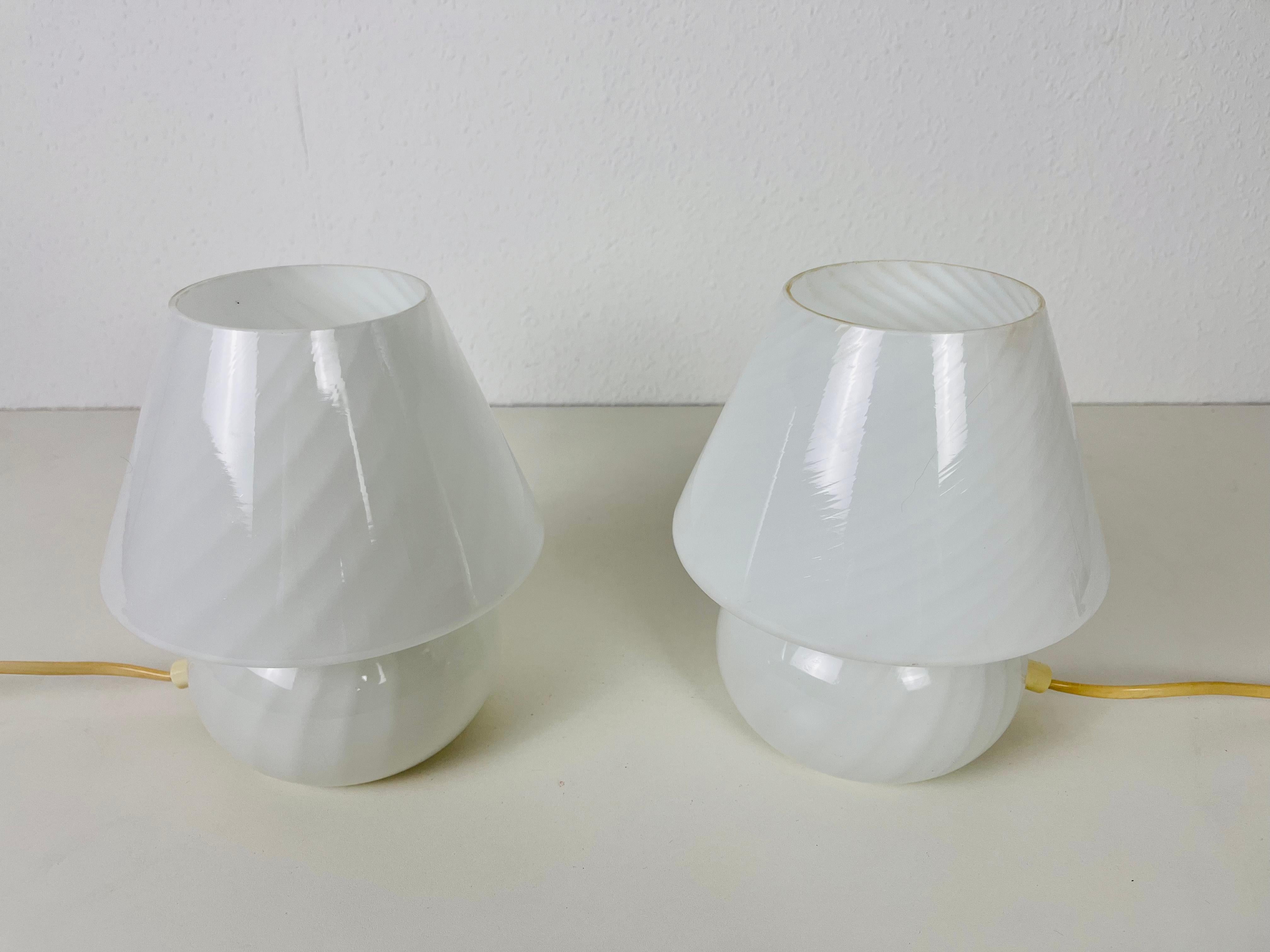 Pair of Vetri D‘Arte Murano Glass Mushroom Table Lamps, Italy, 1970s For Sale 1