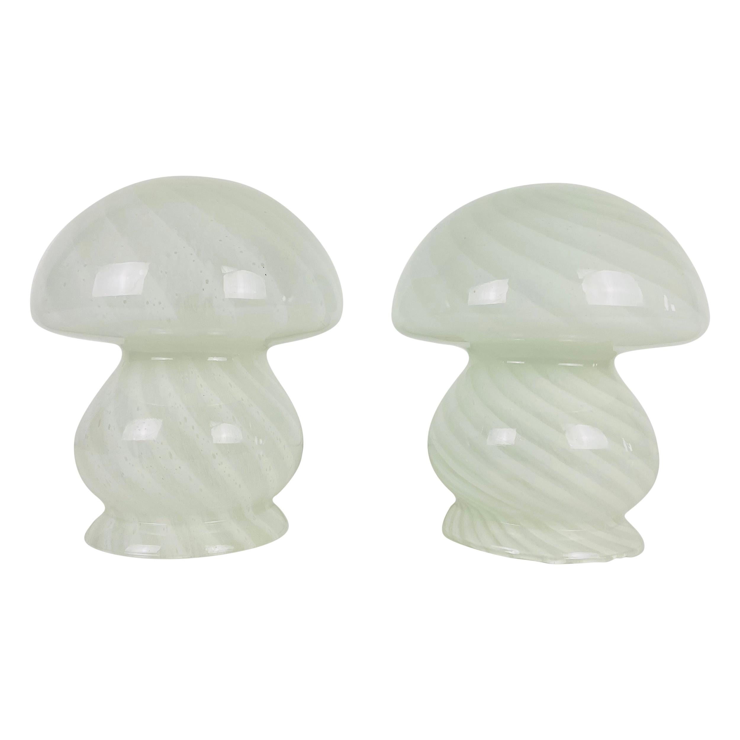 Pair of Vetri d‘Arte Murano Glass Mushroom Table Lamps, Italy, 1970s