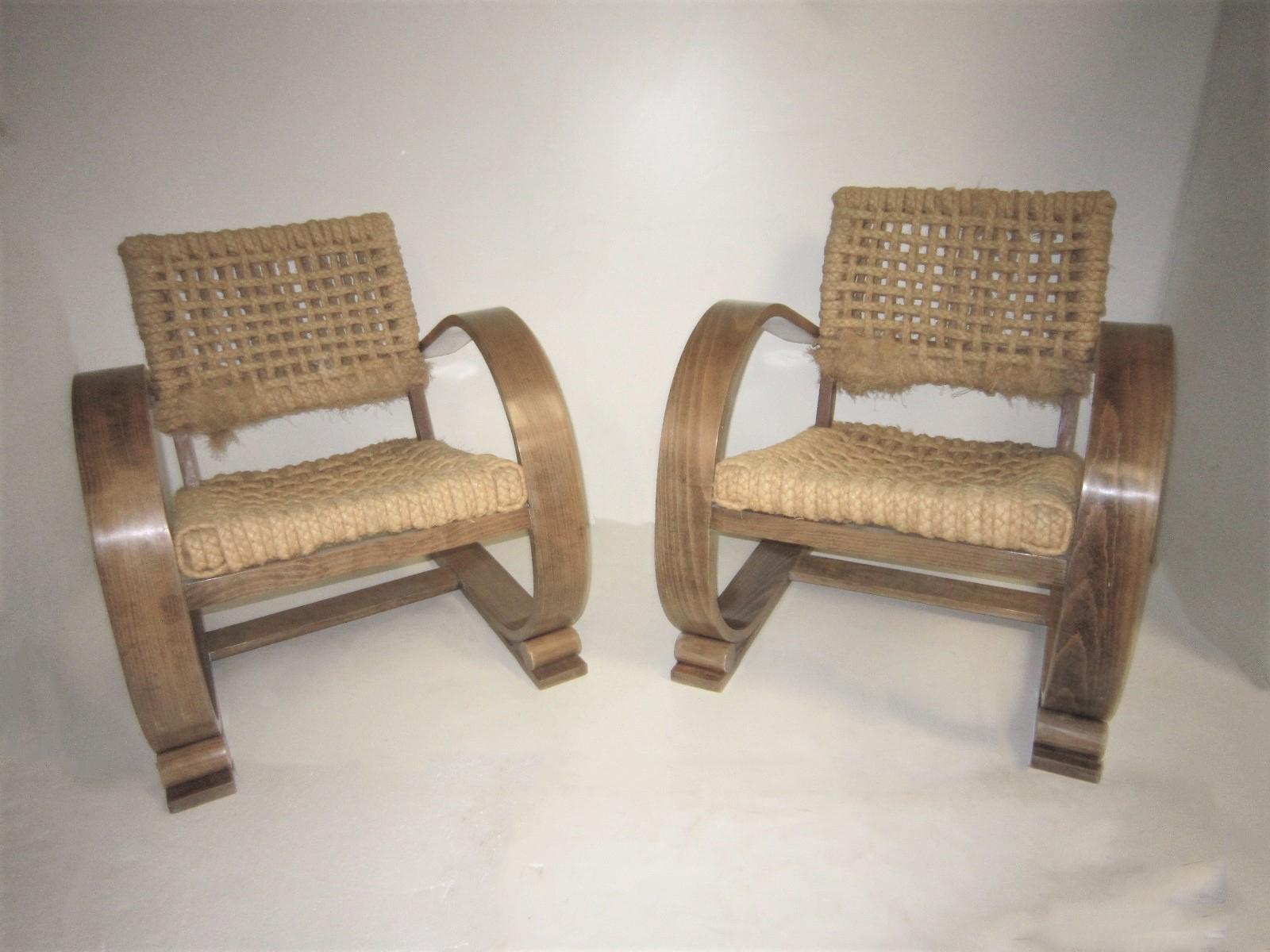 Iconic pair of Vibo Vesoul Cantilever Chairs by Adrien Audoux & Frida Minet For Sale 2