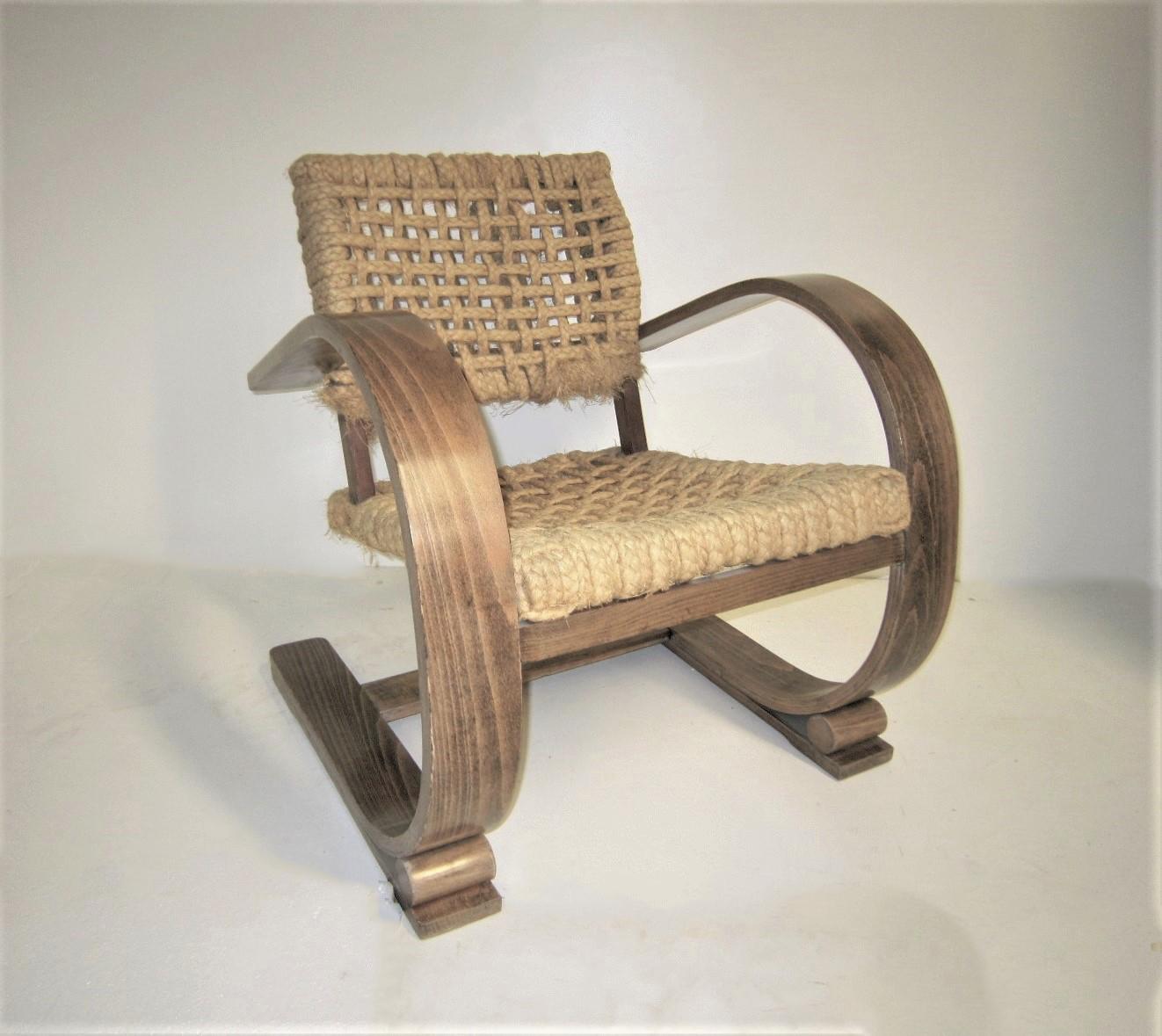 Mid-Century Modern Paire emblématique de chaises cantilever Vibo Vesoul par Adrien Audoux & Frida Minet en vente