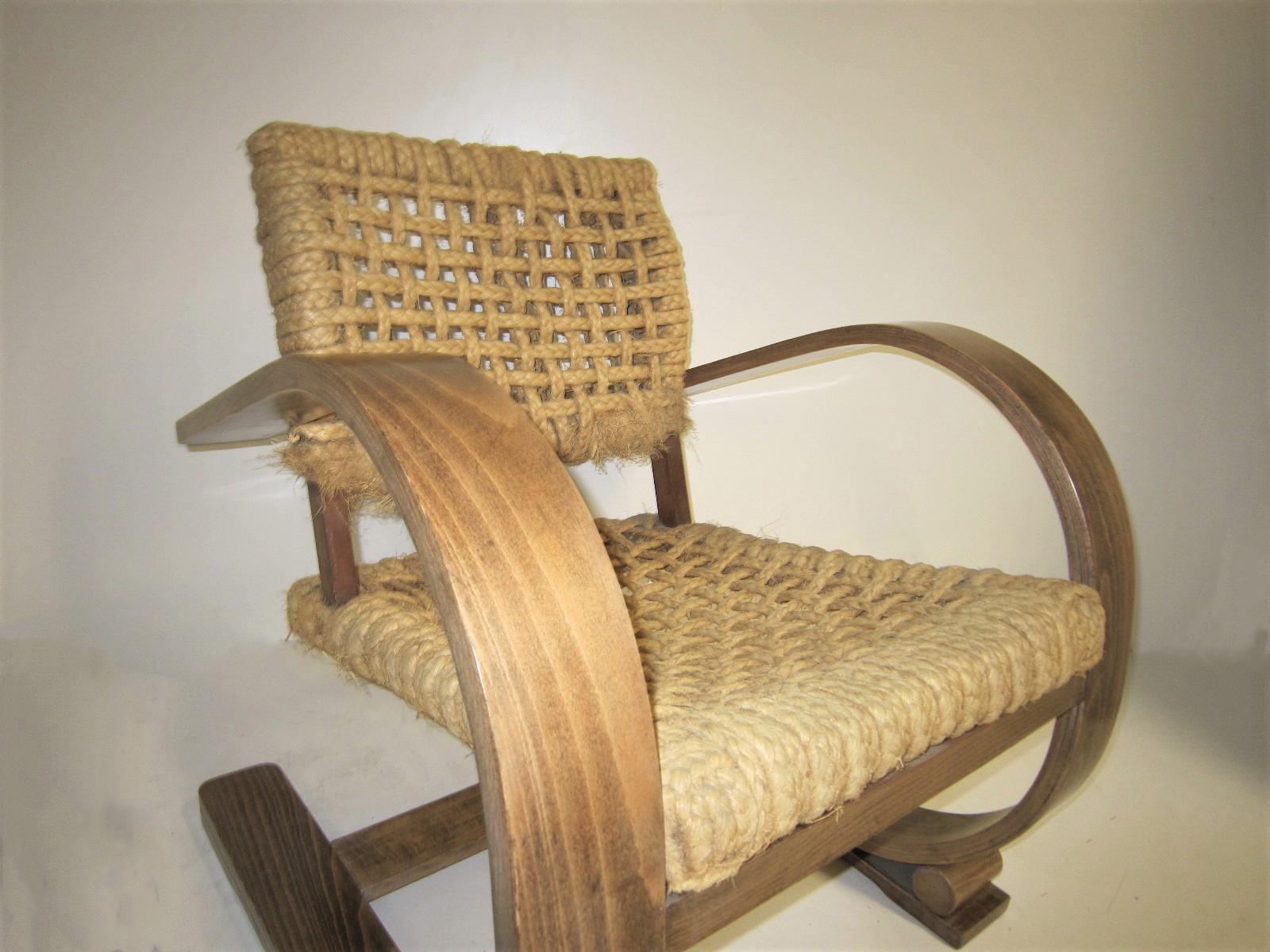 eames plastic chair