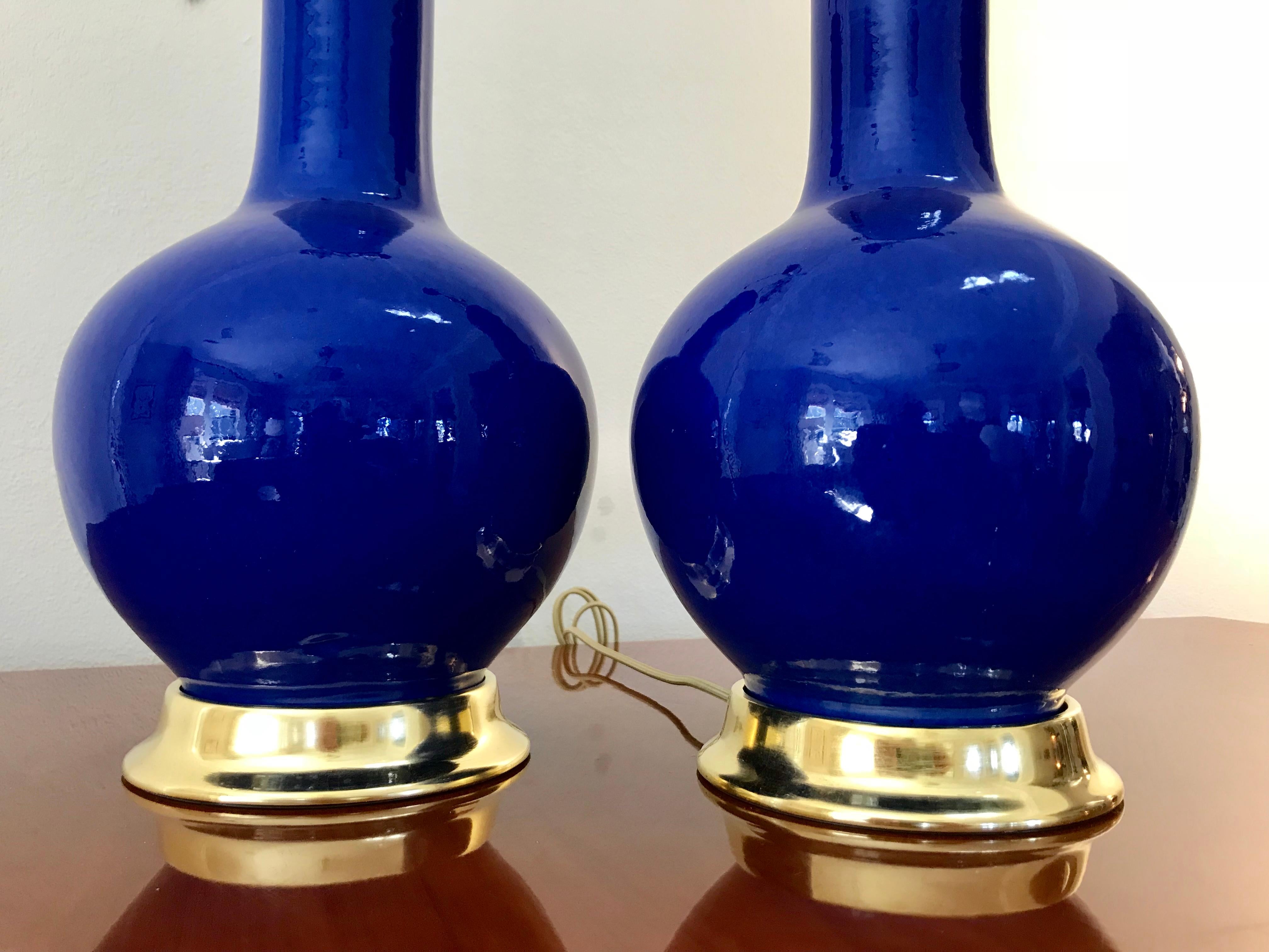 Pair of Vibrant Blue Porcelain Lamps on 23-Karat Water Gilt Bases 1