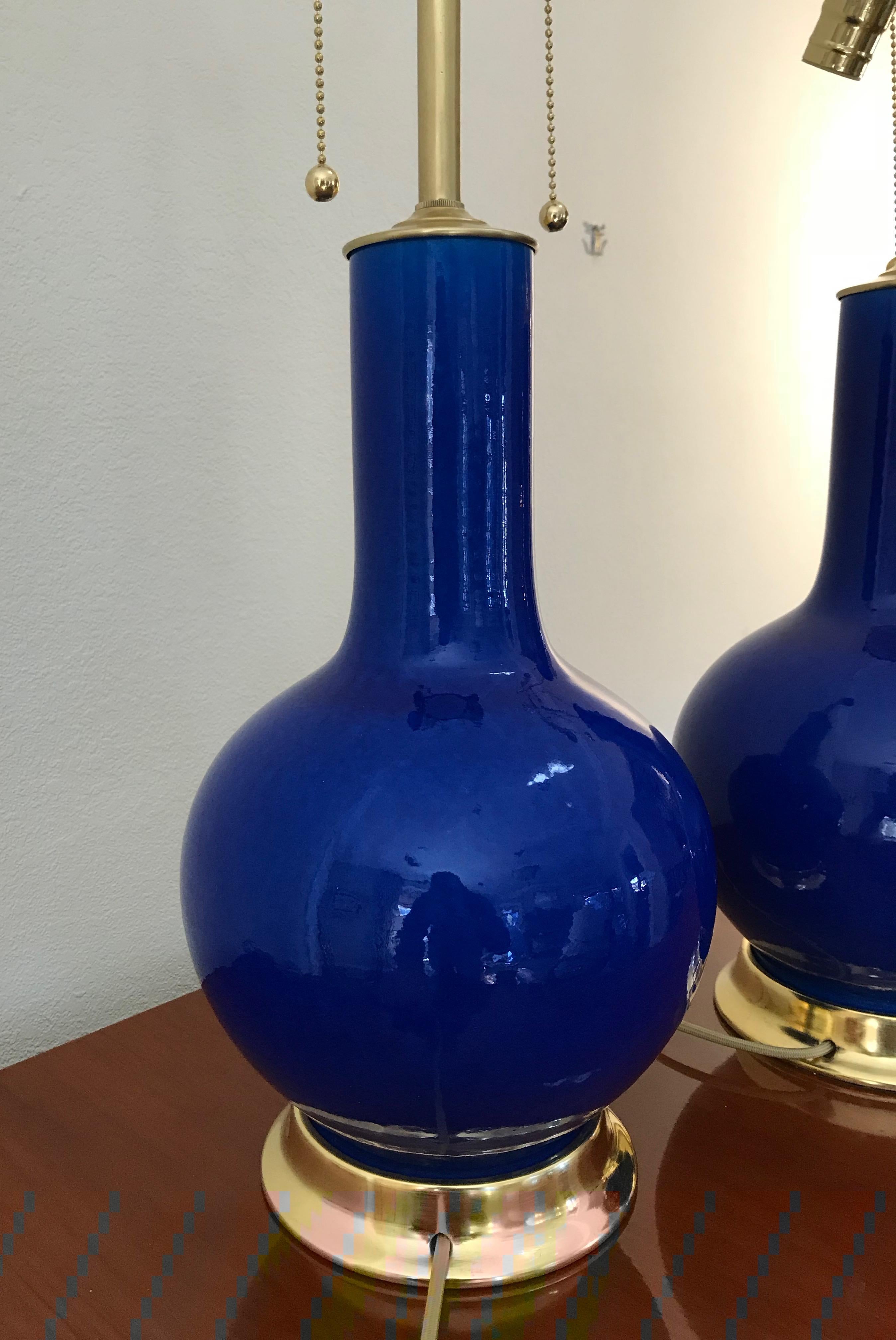 Pair of Vibrant Blue Porcelain Lamps on 23-Karat Water Gilt Bases 2