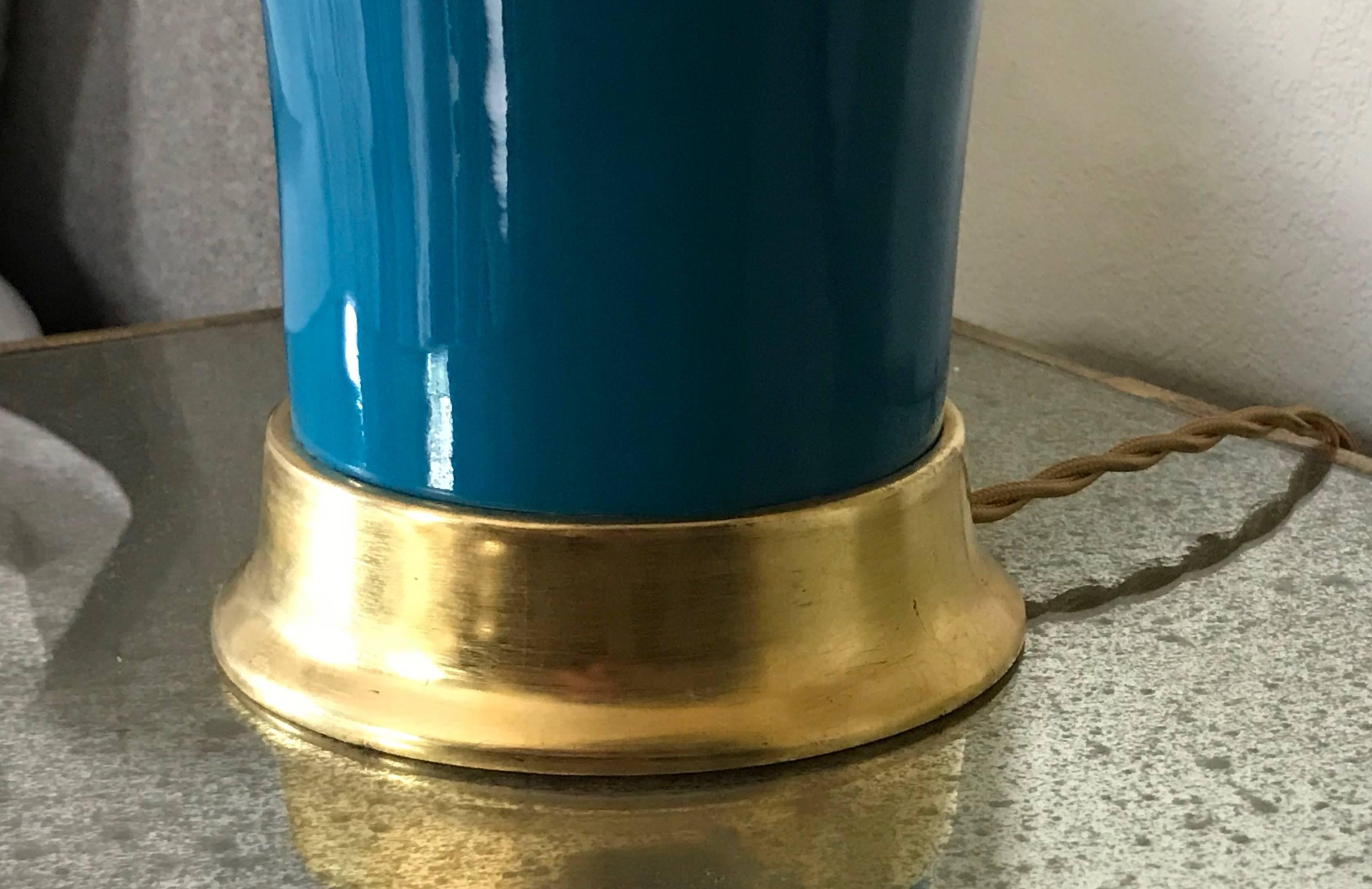 Pair of Vibrant Teal Porcelain Lamps on 23-Karat Water Giltwood Bases 5