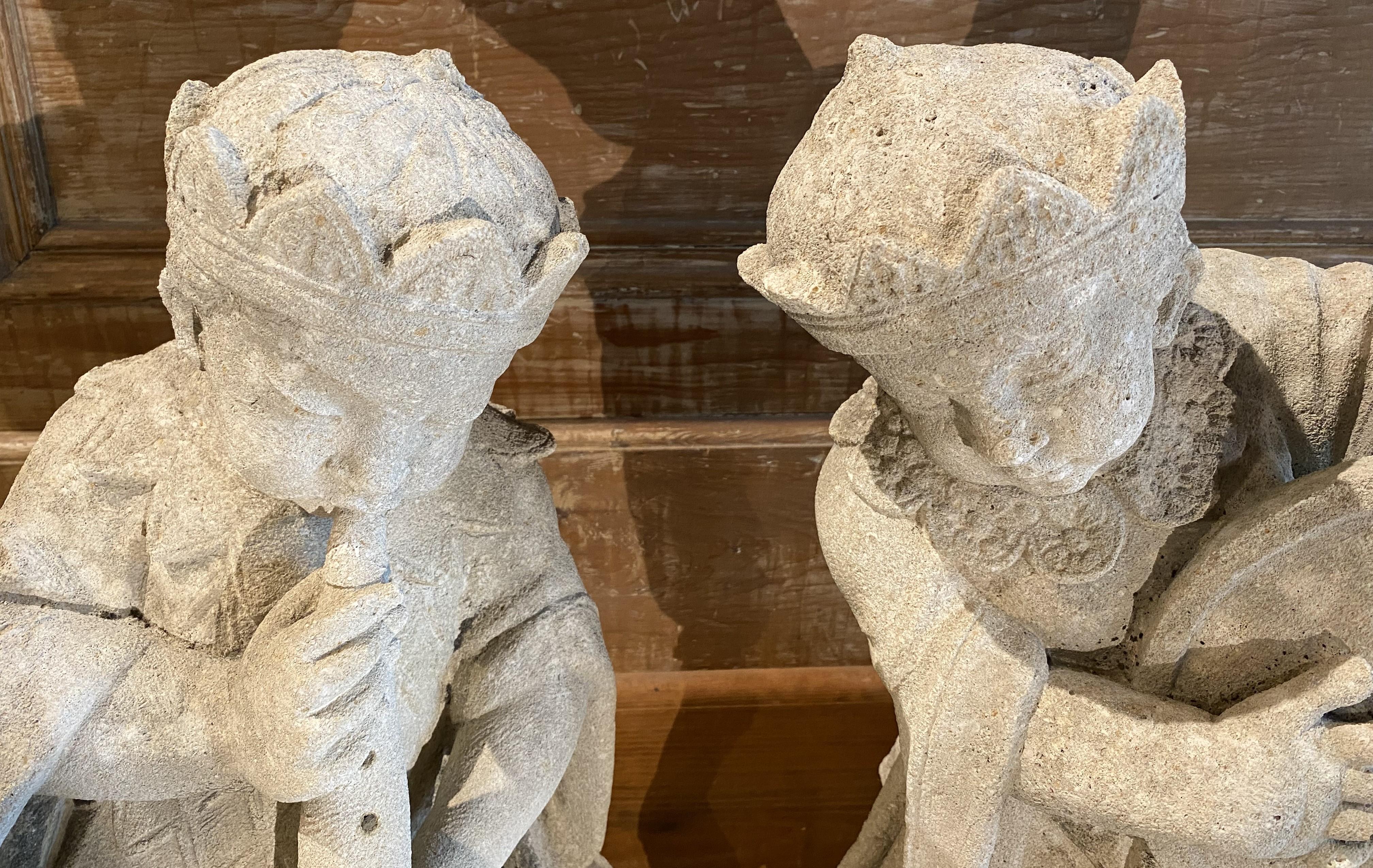 Pareja de figuras de piedra de Vicenza de músicos chinos Piedra en venta