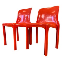 vico magistretti selene chair Pair of Vico Magistretti designed Selene Stacking Chairs for Artemide in Red