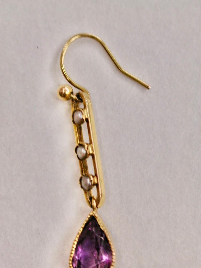 Pair of Victorian 9ct Gold Seed Pearl & Amethyst Drop Earrings, Dated Circa 1890 In Good Condition For Sale In London, GB