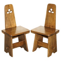 PAIR OF VICTORIAN ARTS & CRAFTS HALL CHAiRS WITH LOVELY FOUR PLANK CONSTRUCTION