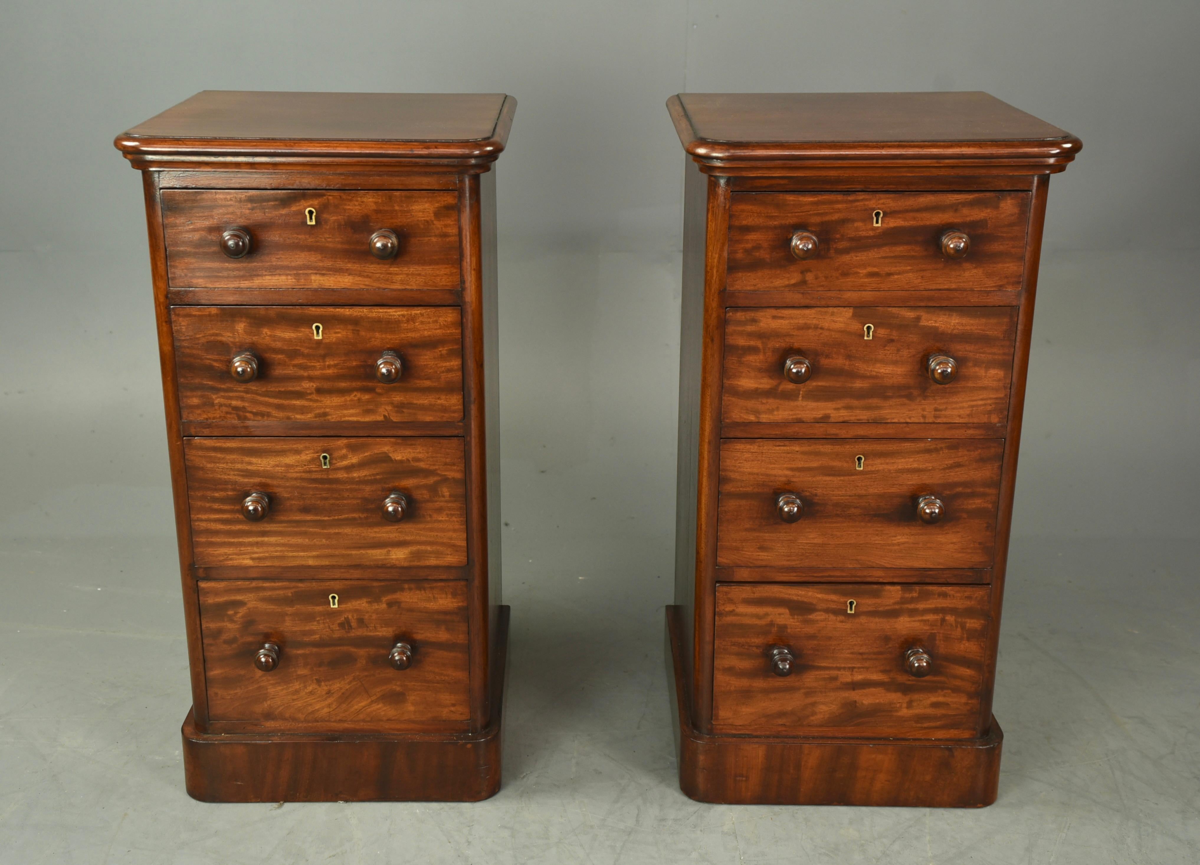 Early Victorian Pair of Victorian Bedside Chests of Drawers Nite Stands