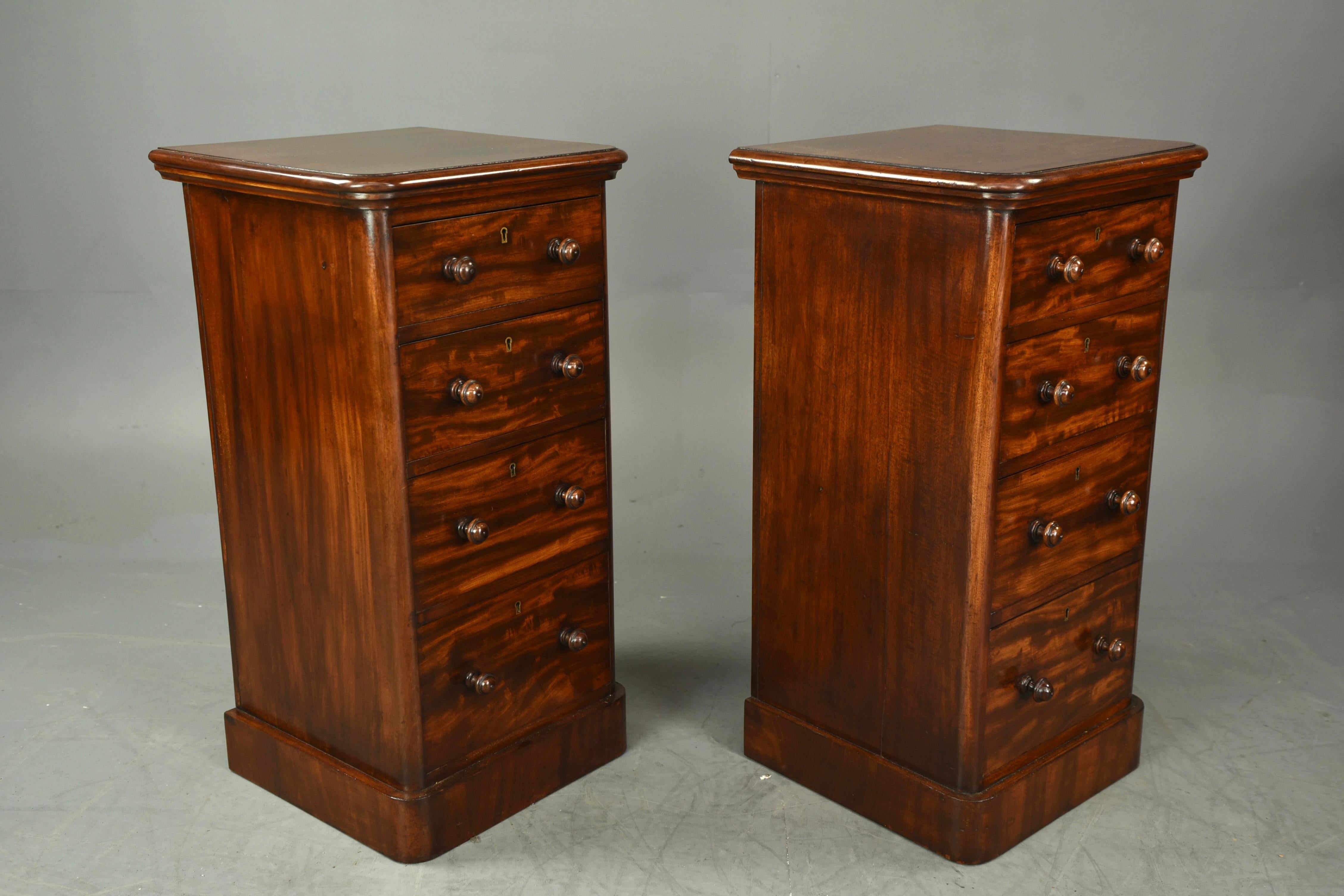 English Pair of Victorian Bedside Chests of Drawers Nite Stands