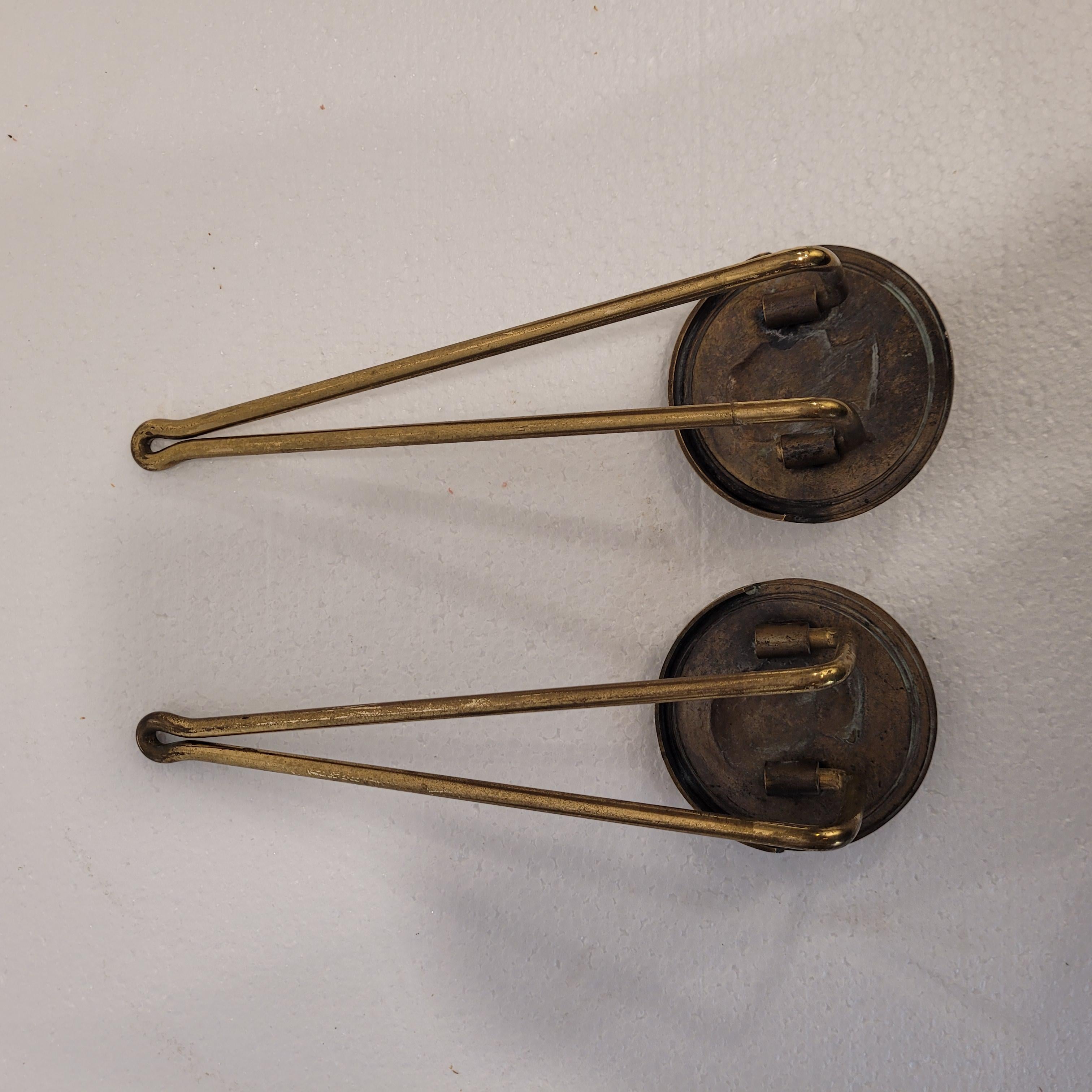 Paire de porte-attaches en bronze de l'époque victorienne Prince Albert Angleterre en vente 6