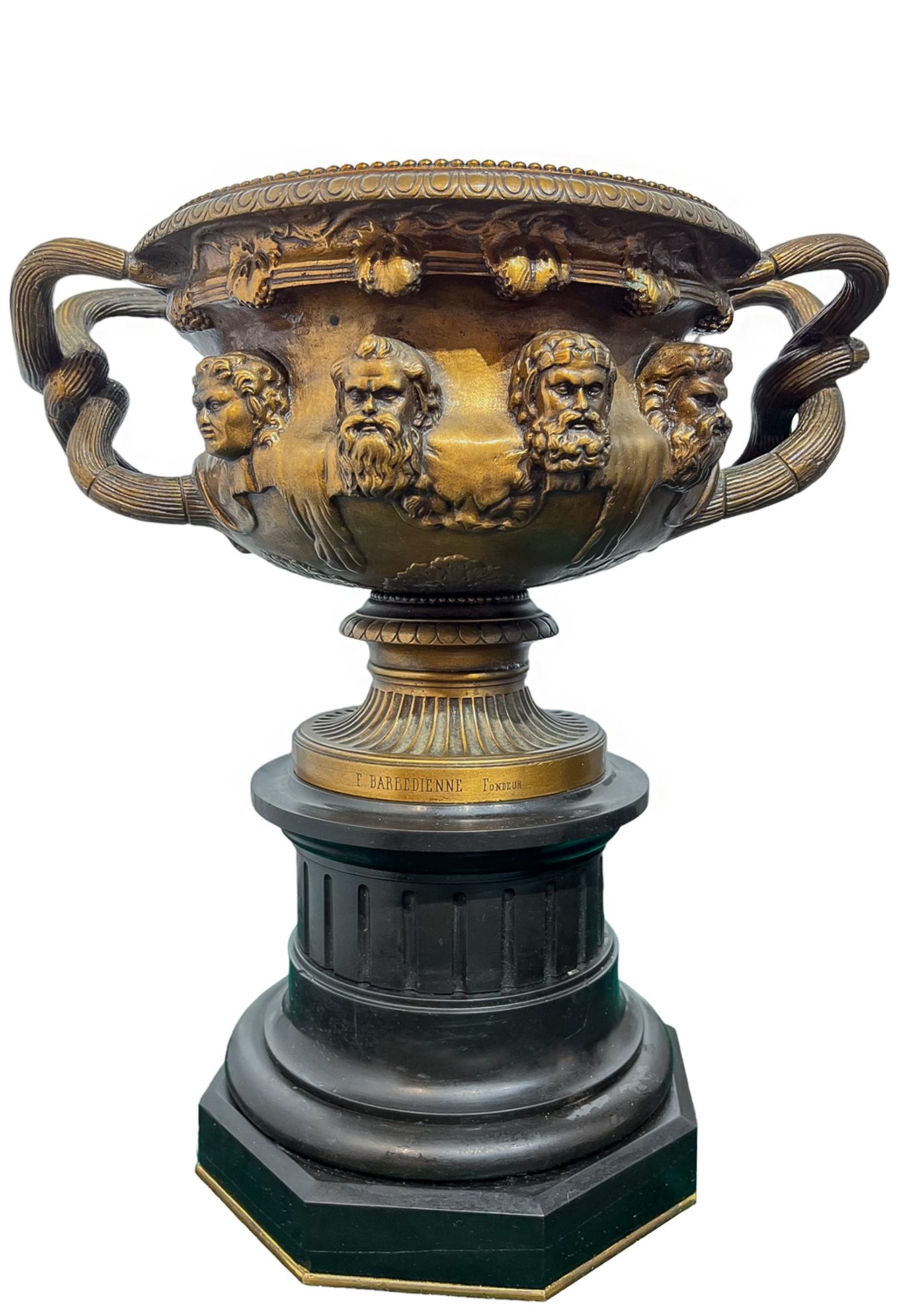 Bronze Paire de vases victoriens en bronze Warwick de la fonderie Barbedienne  en vente