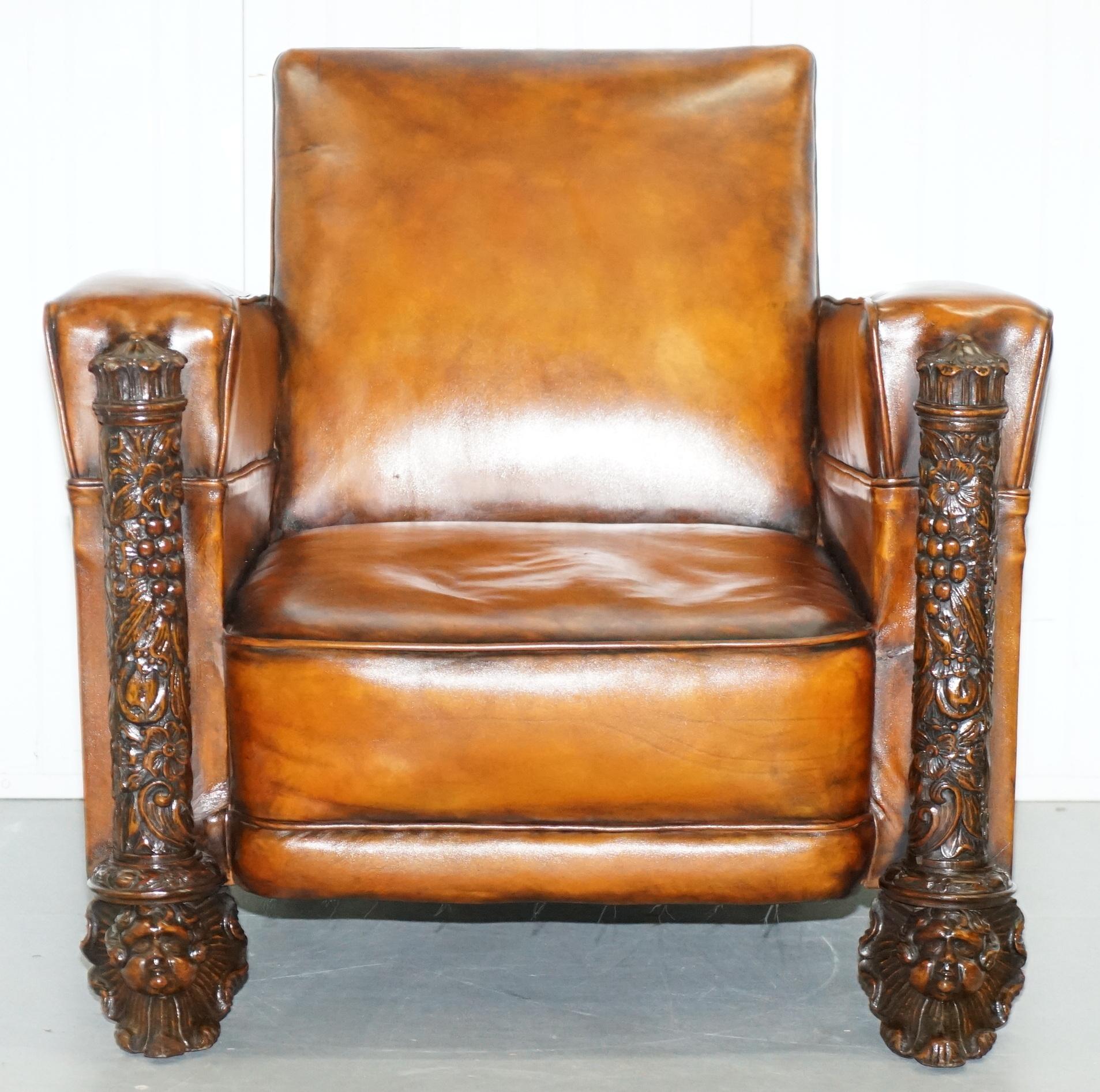 Pair of Victorian Brown Leather Club Armchairs 17th Century Cherub Putti Angels (Viktorianisch)