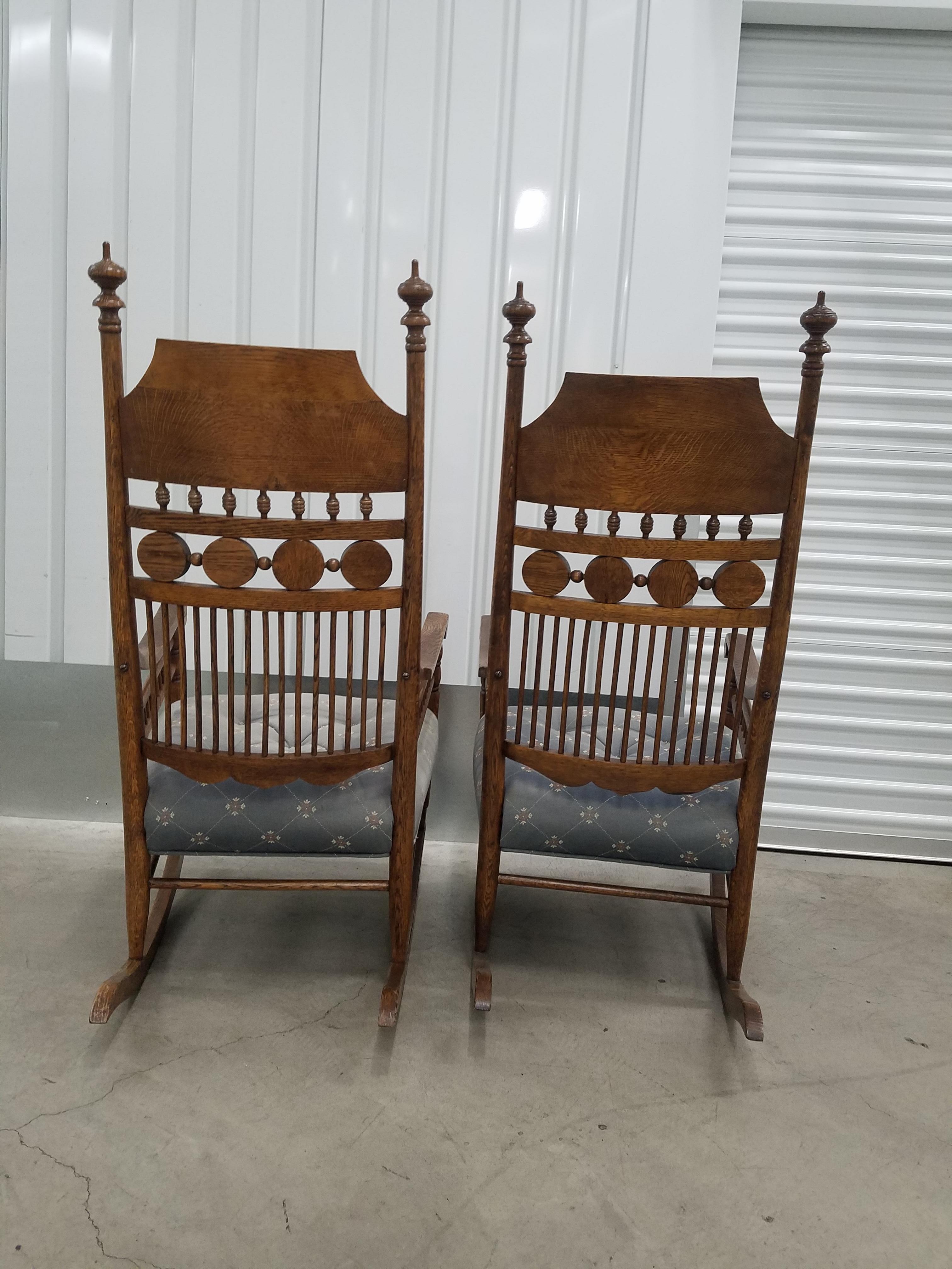 Pair of Victorian Carved Oak Rocking Chairs With Upholstered Seats In Good Condition For Sale In San Francisco, CA
